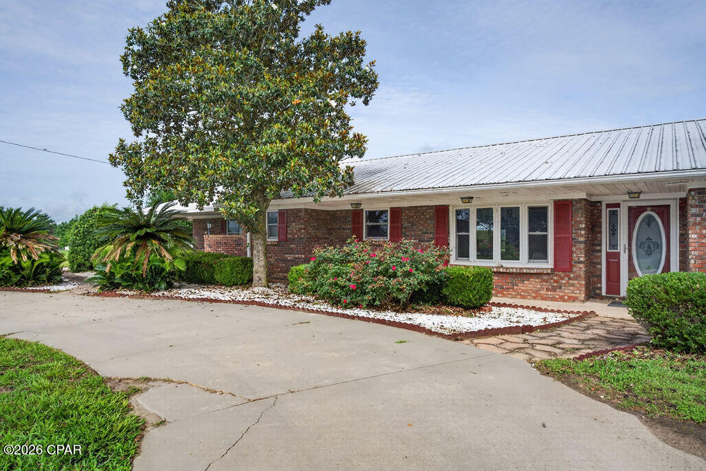 1712 Shamrock Lane Chipley FL 32428