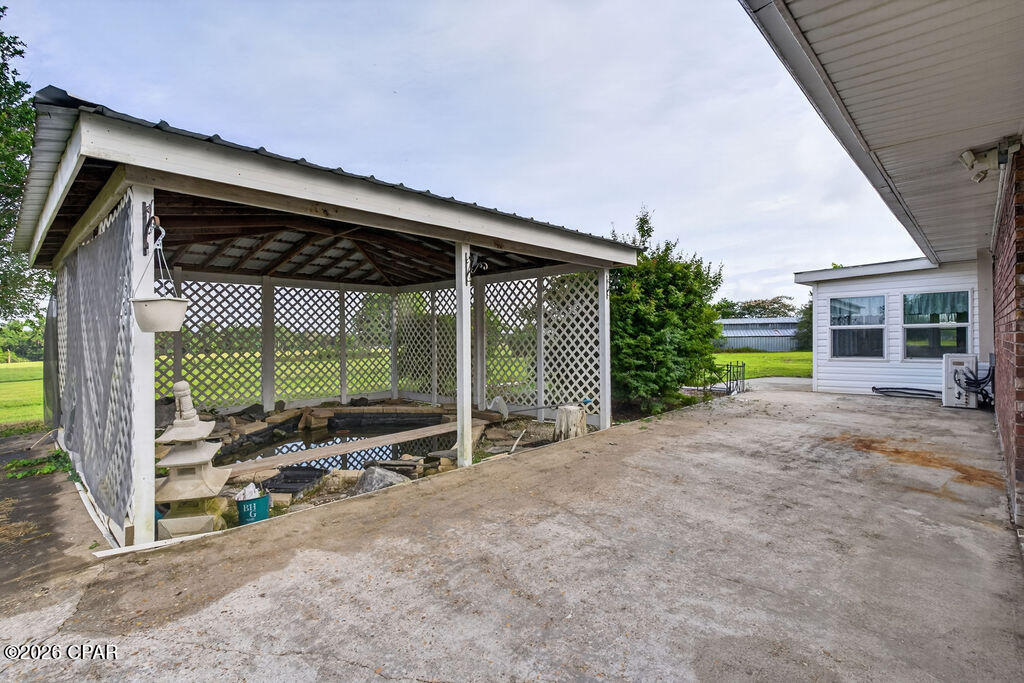 1712 Shamrock Lane Chipley FL 32428