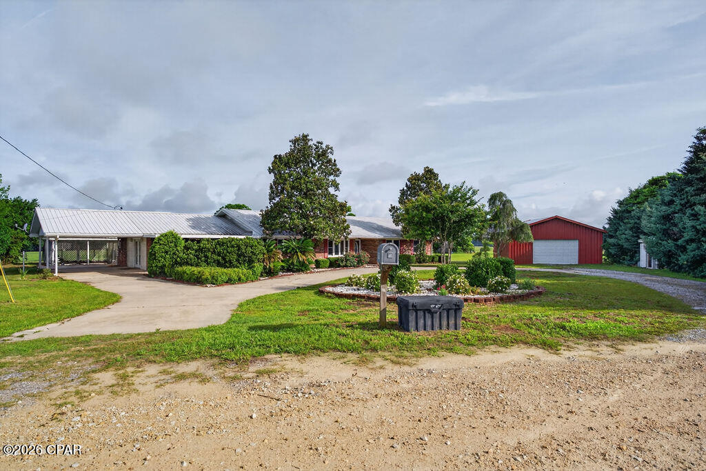 1712 Shamrock Lane Chipley FL 32428