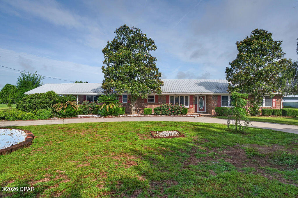 1712 Shamrock Lane Chipley FL 32428