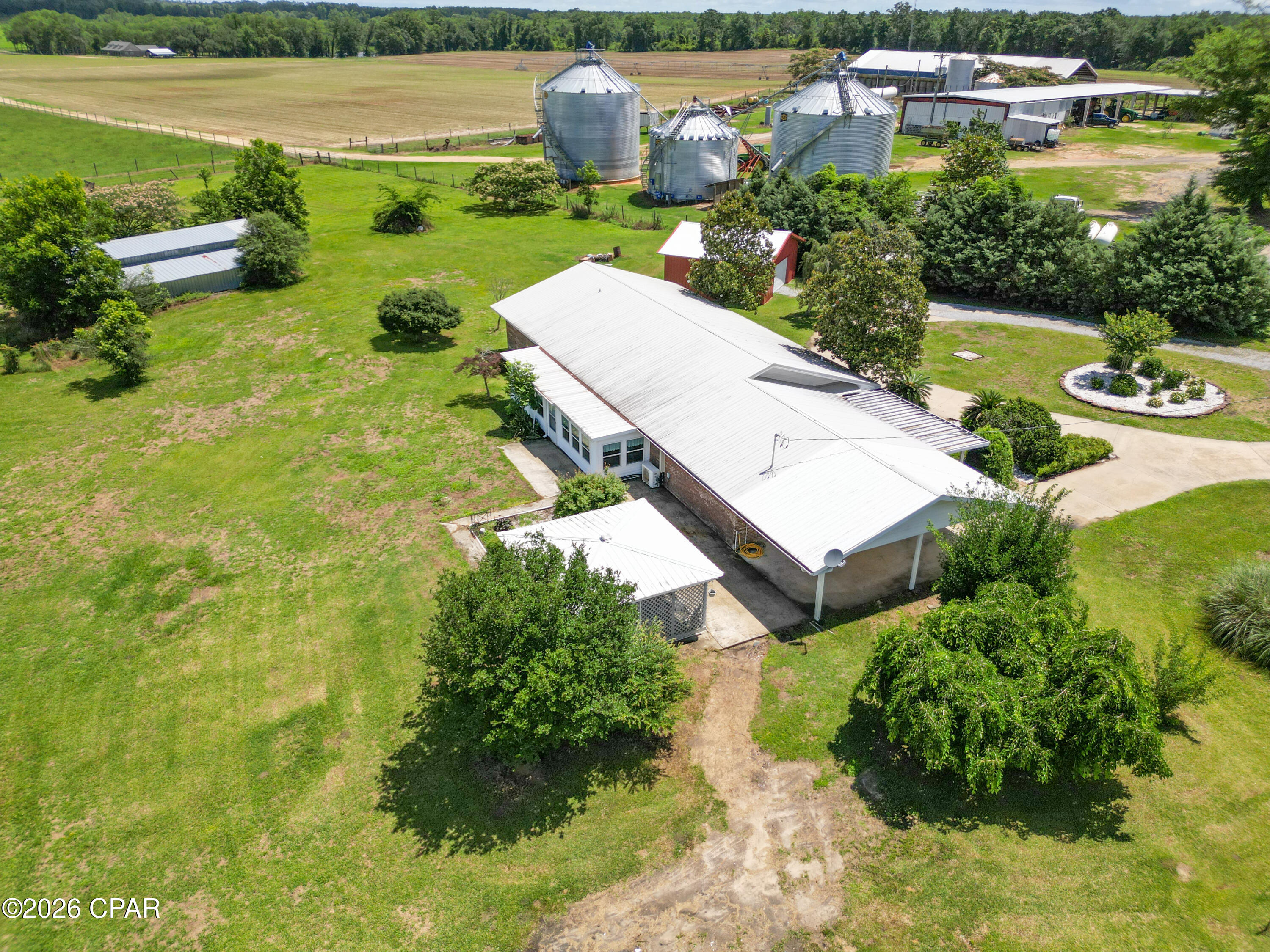 1712 Shamrock Lane Chipley FL 32428