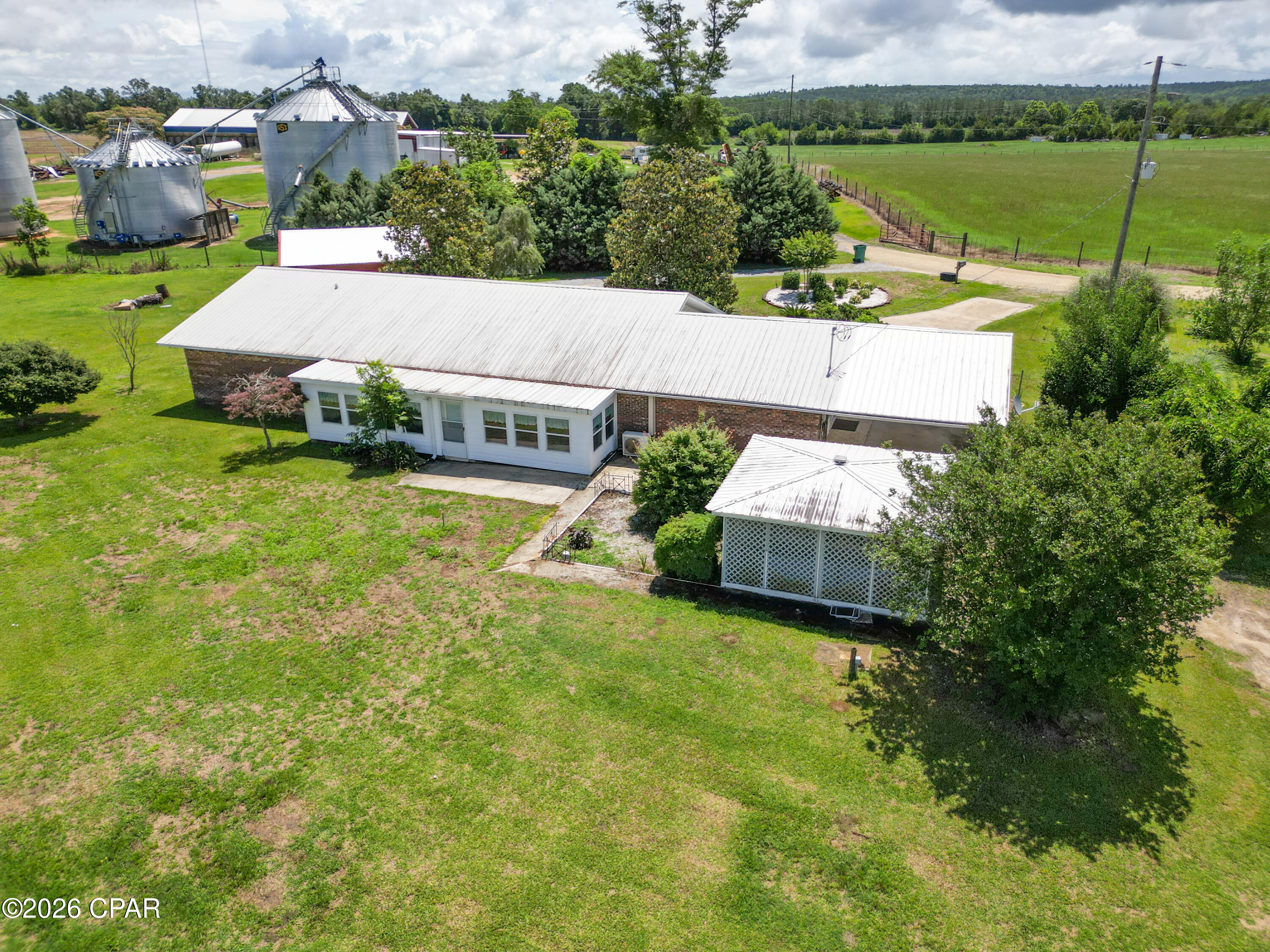 1712 Shamrock Lane Chipley FL 32428