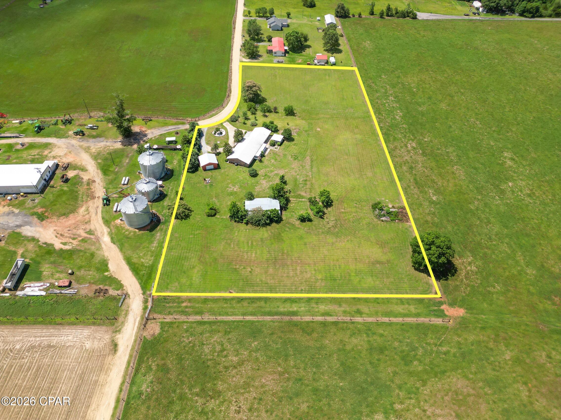 1712 Shamrock Lane Chipley FL 32428