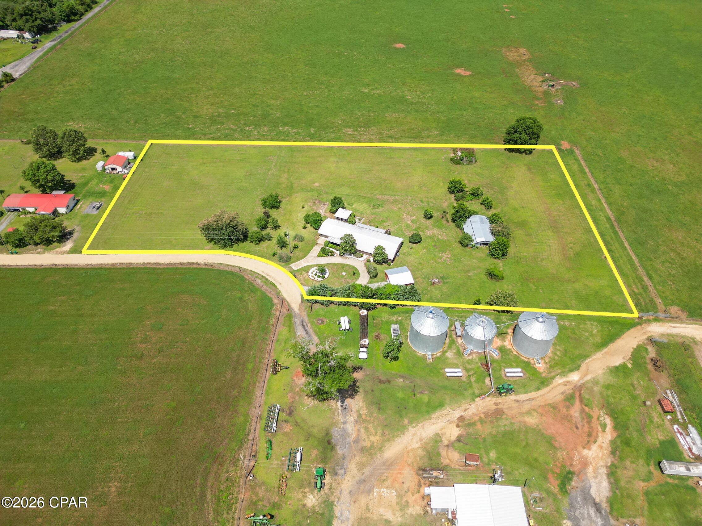 1712 Shamrock Lane Chipley FL 32428