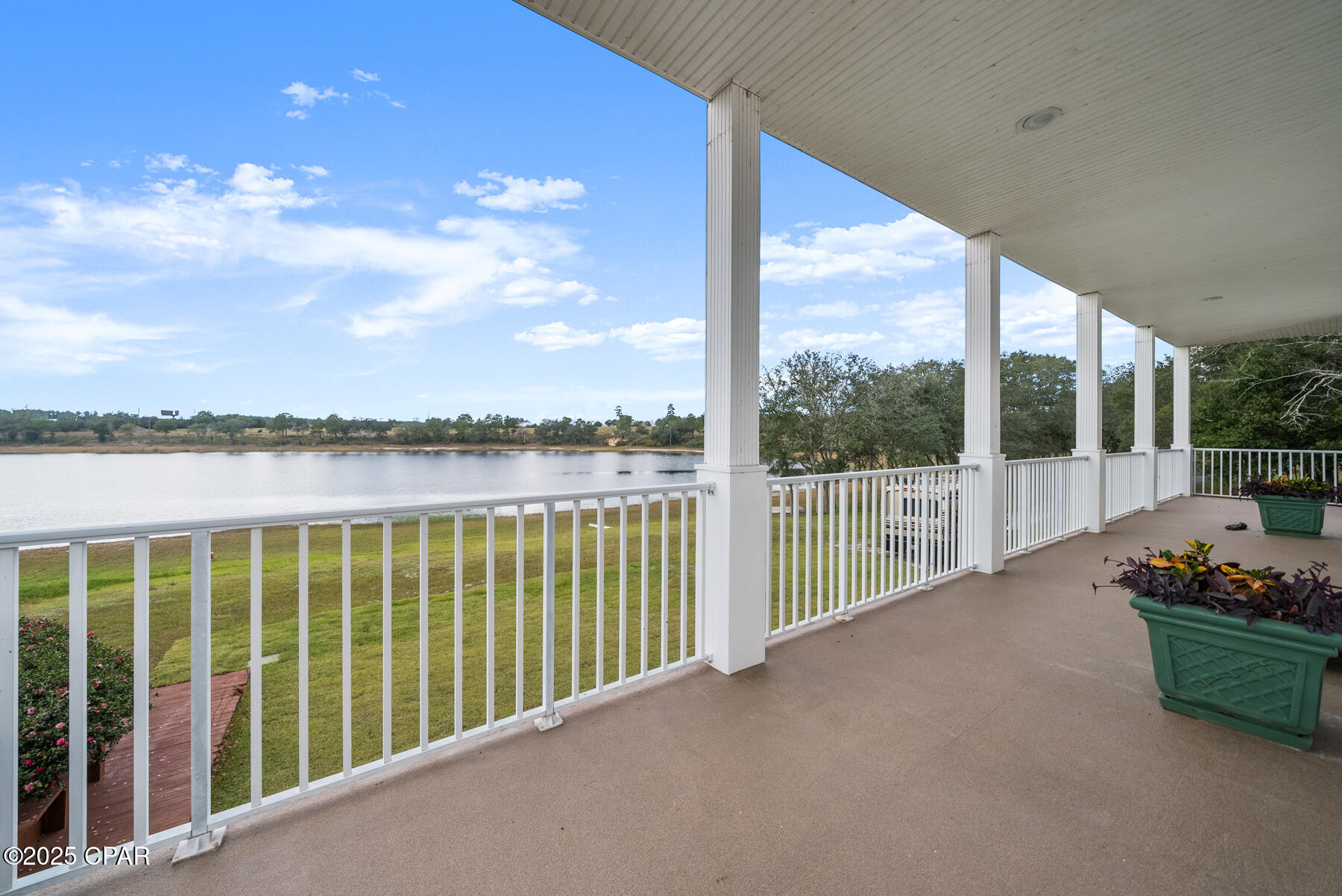 15702 Highway 77 Southport FL 32409