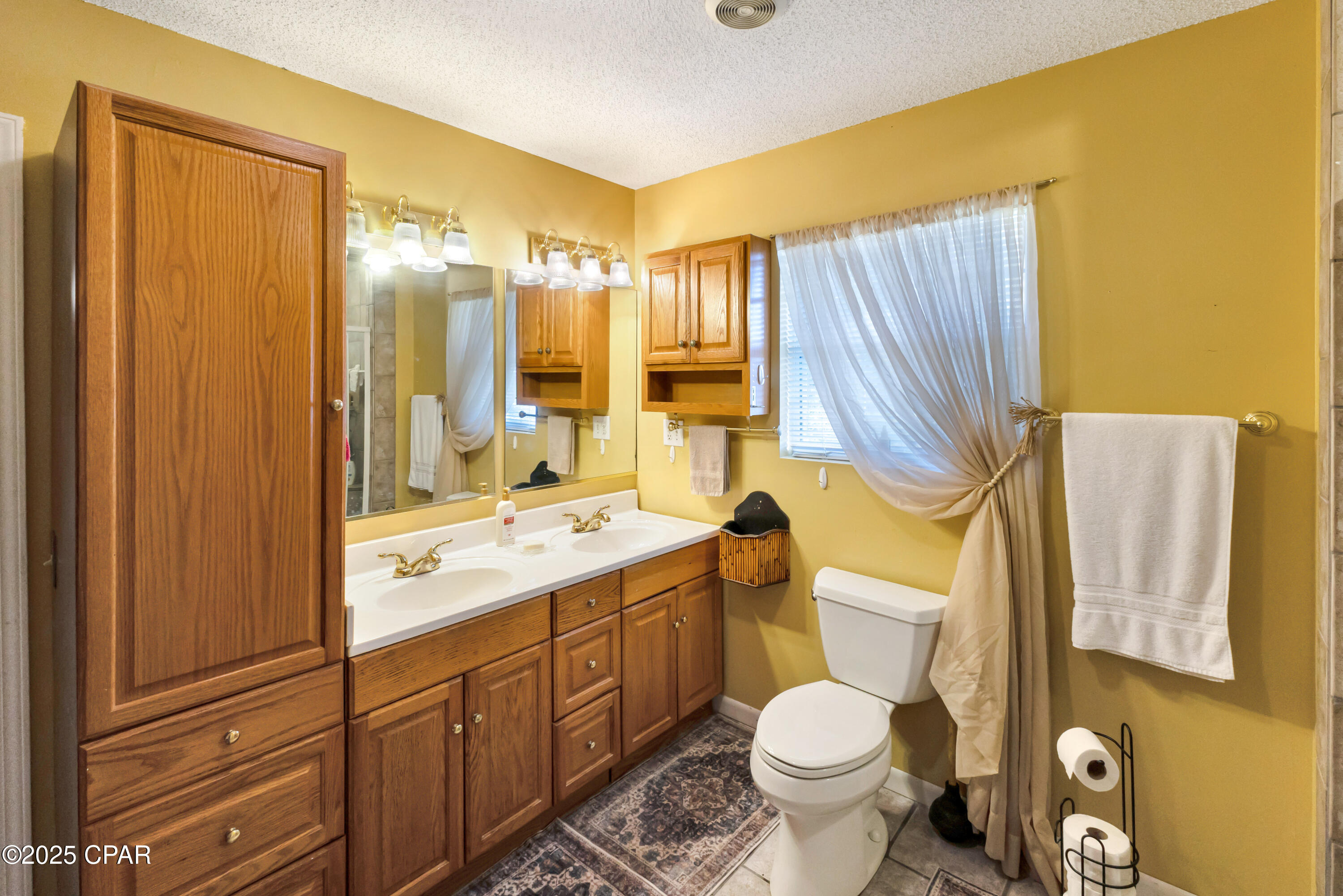 176 Bourbon Street Freeport FL 32439