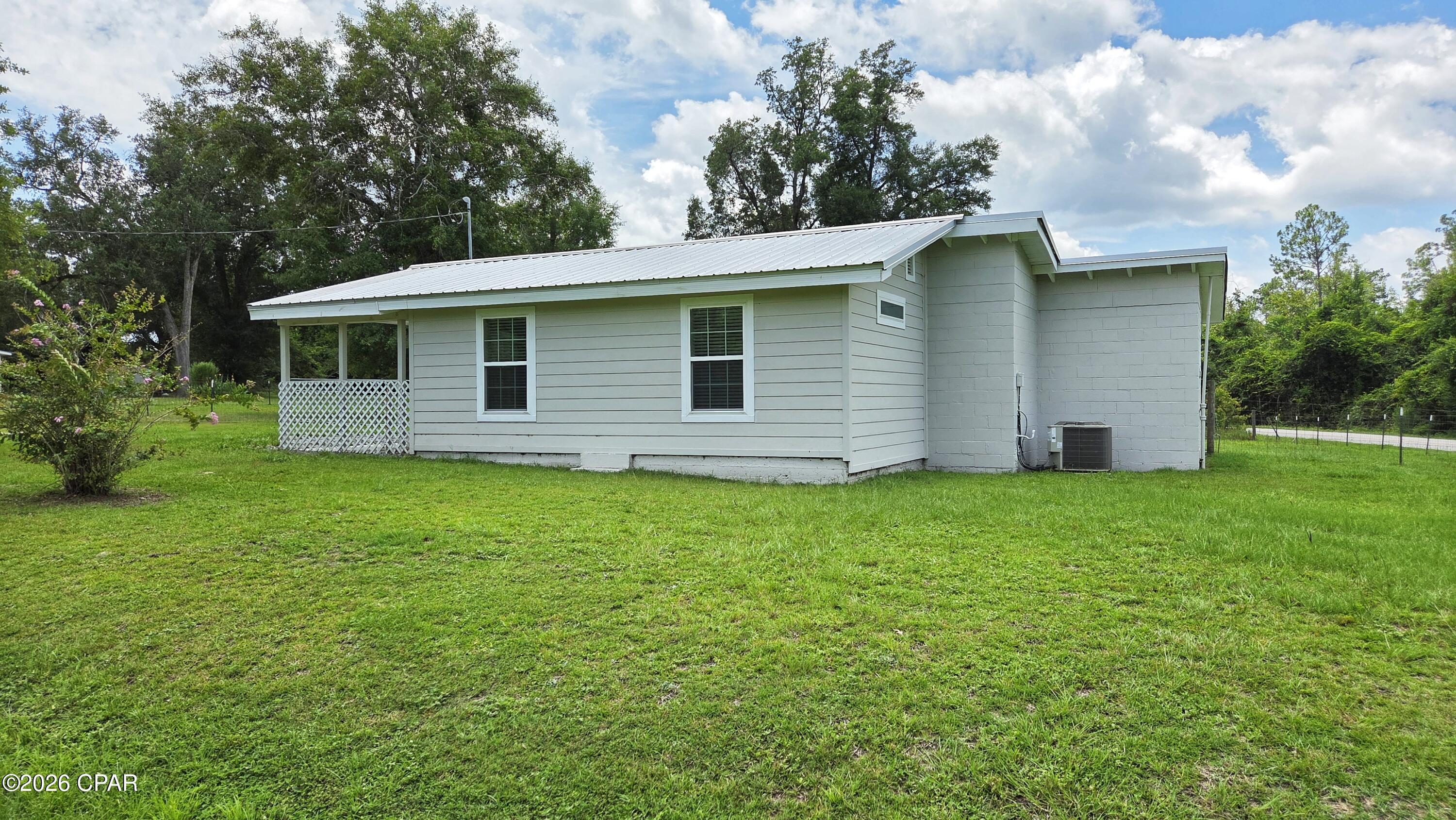 4895 Old Spanish Trail Marianna FL 32448