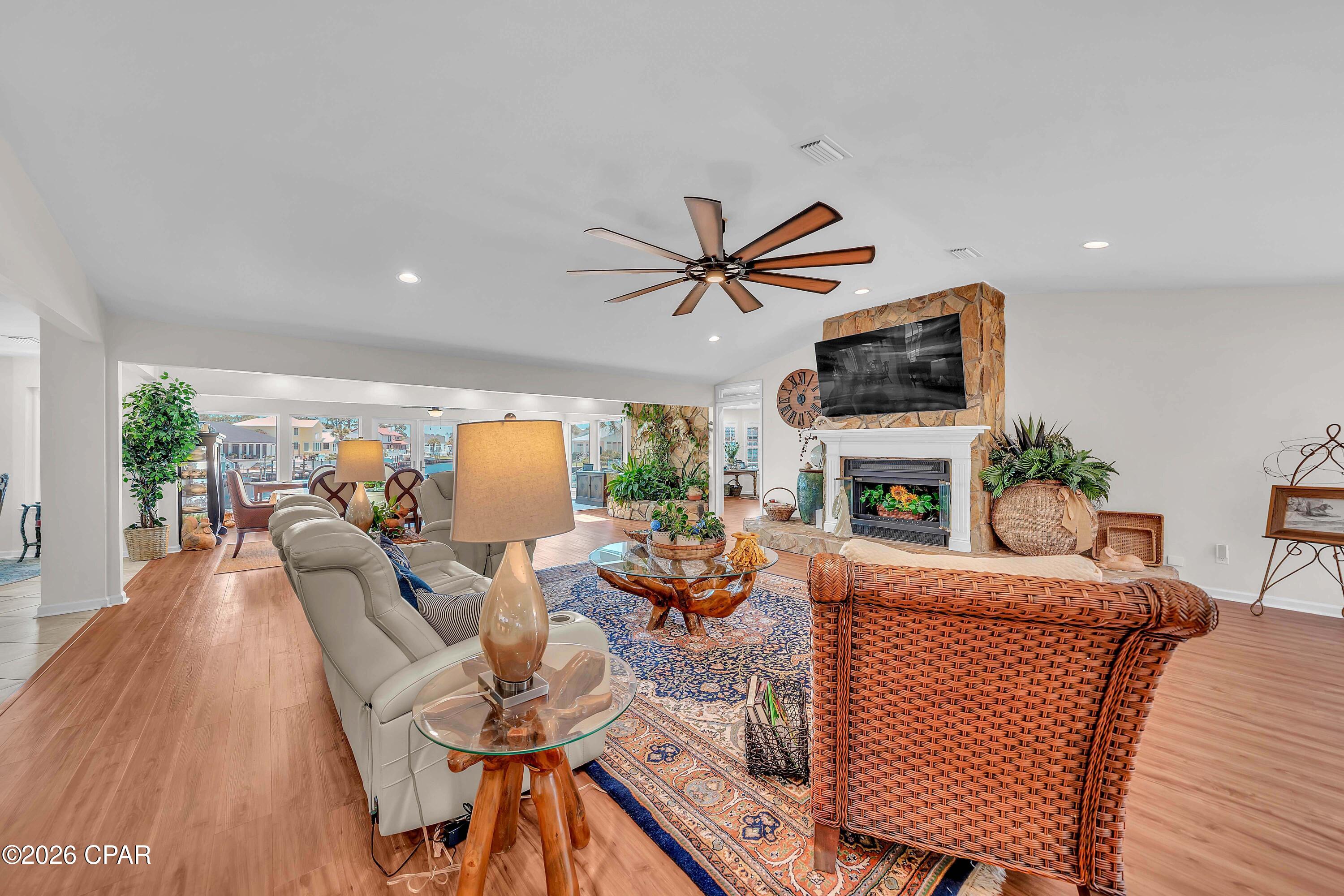 1522 Trout Lane Panama City FL 32408