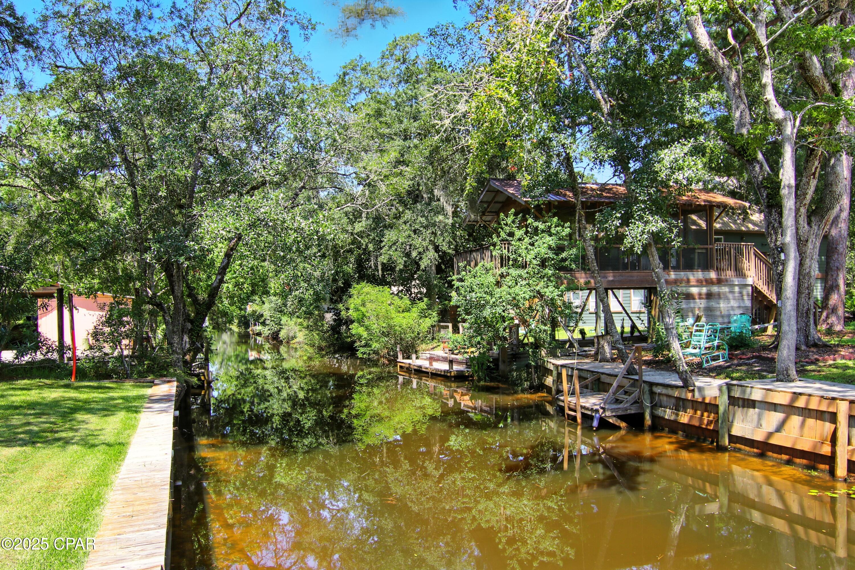 400 Pitts Bayshore Drive Freeport FL 32439