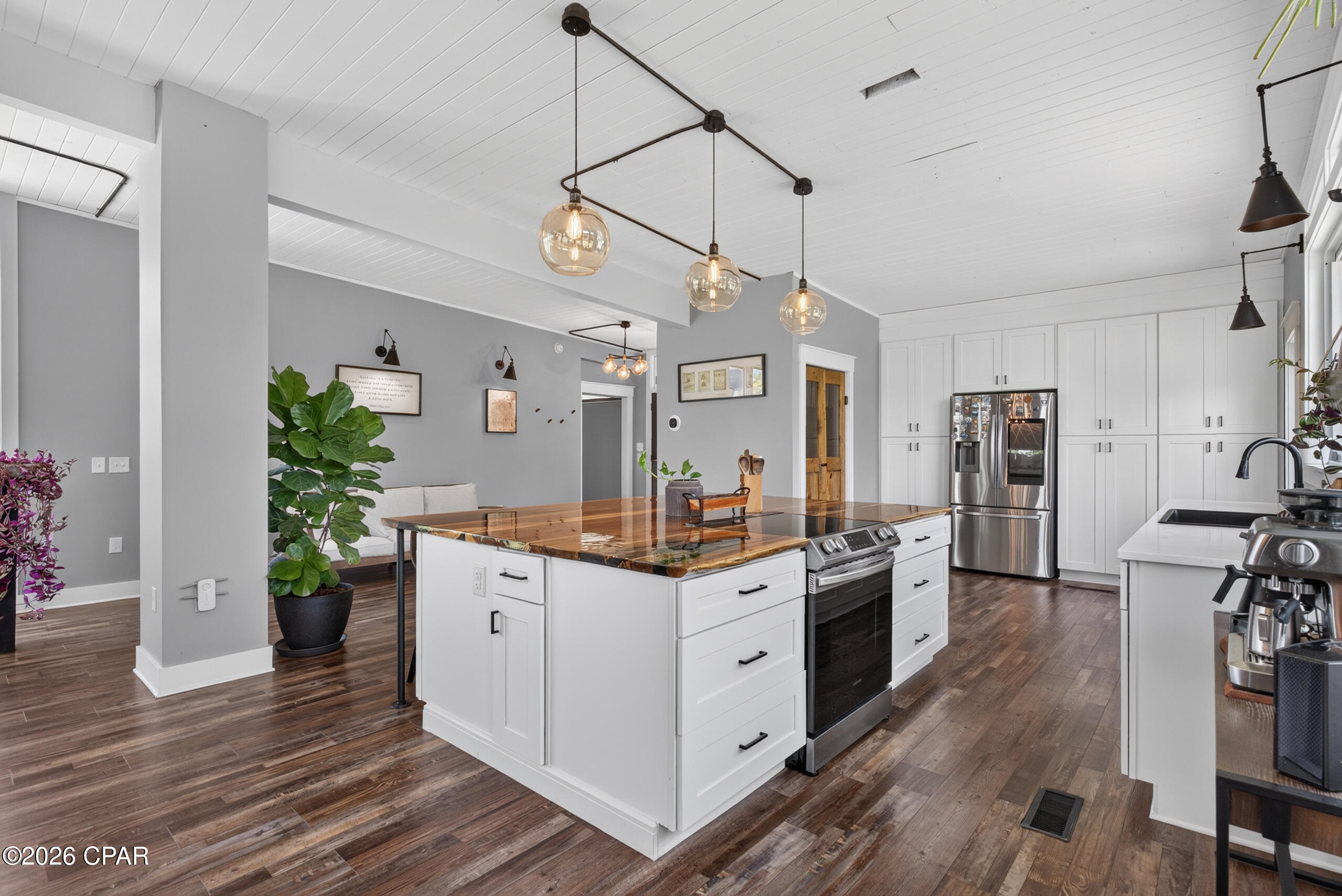 3091 6th Street Marianna FL 32446
