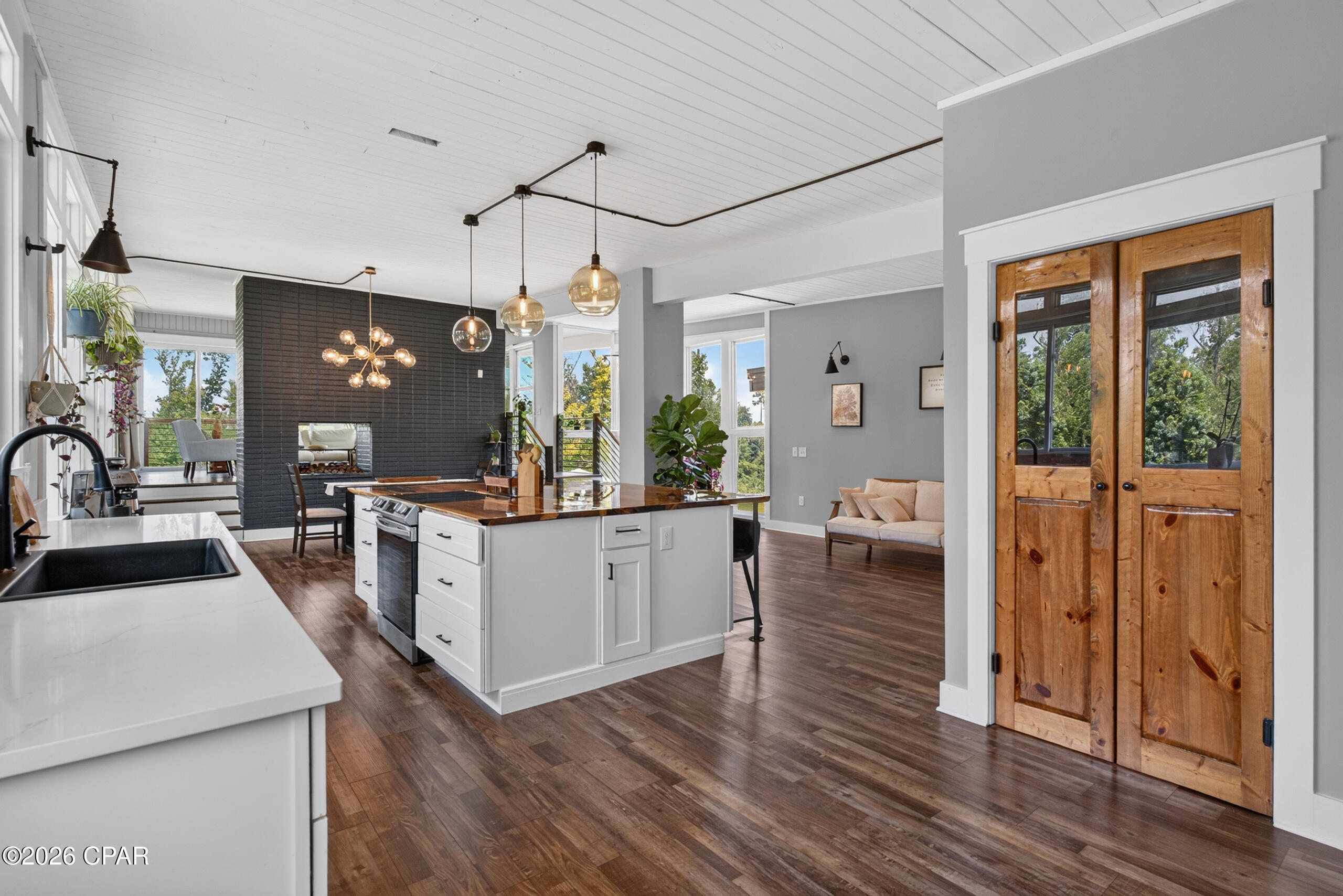 3091 6th Street Marianna FL 32446