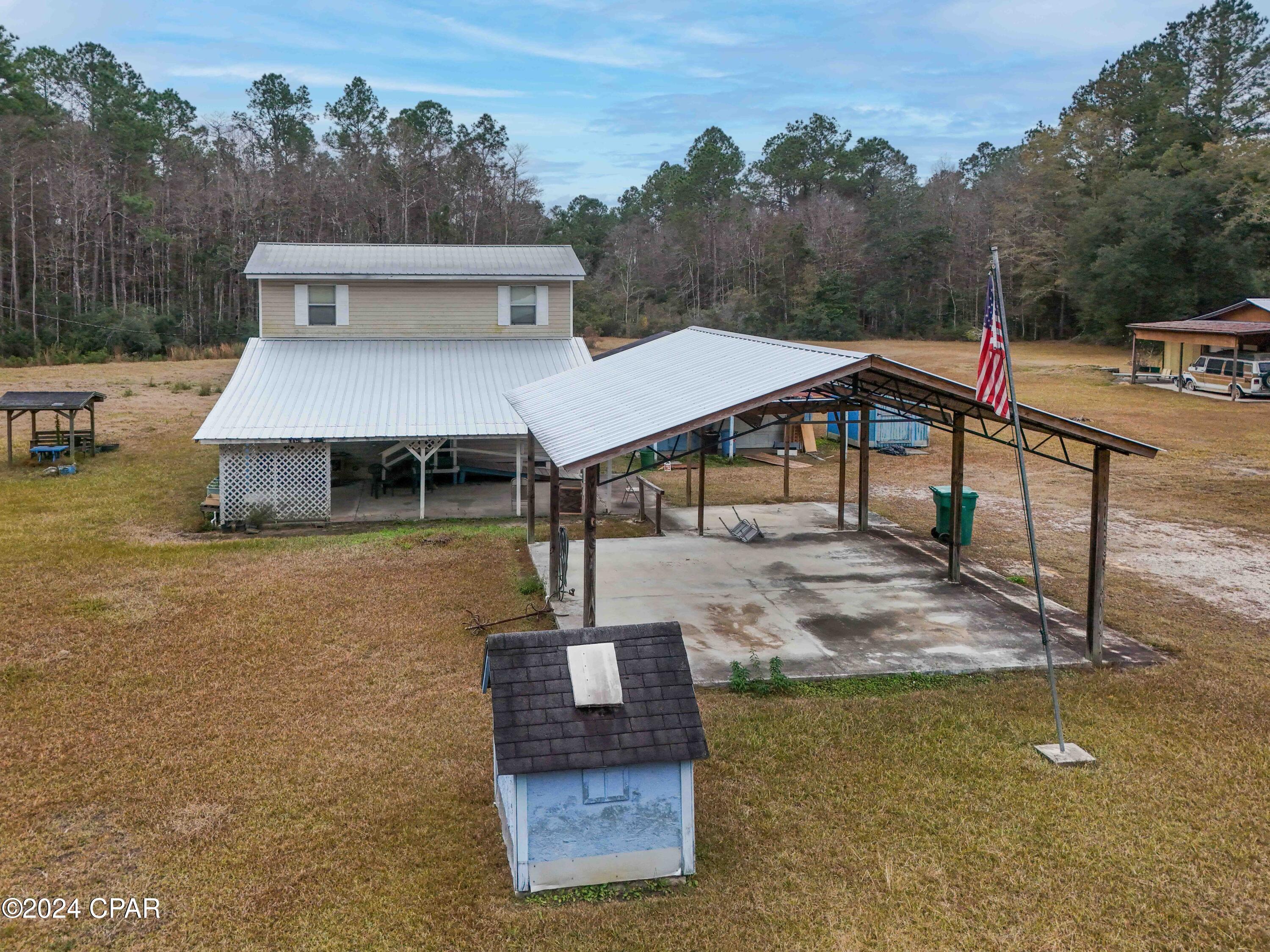 3964 Pate Pond Road Vernon FL 32462