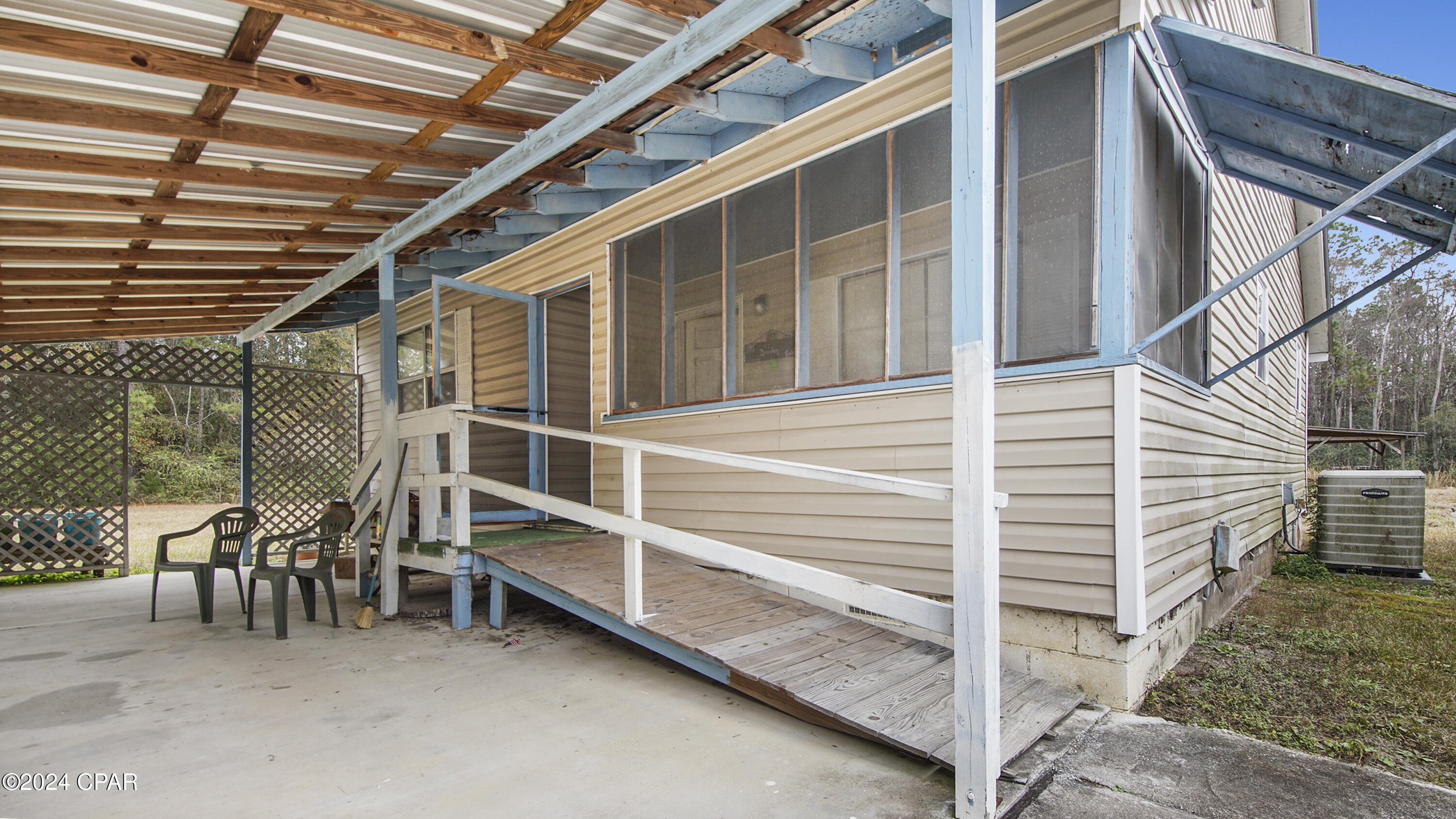 3964 Pate Pond Road Vernon FL 32462