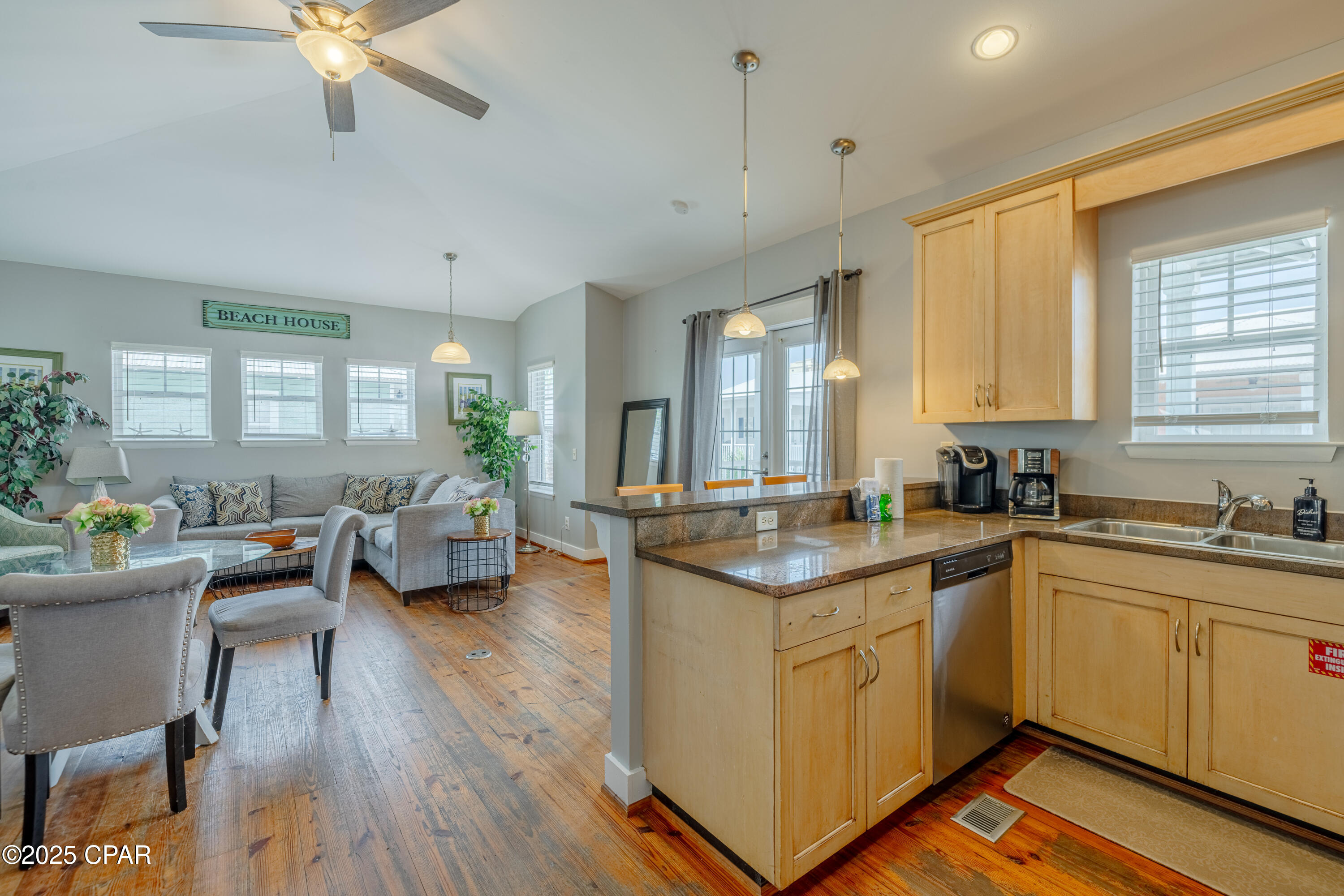 8410 Thomas Drive Panama City Beach FL 32408