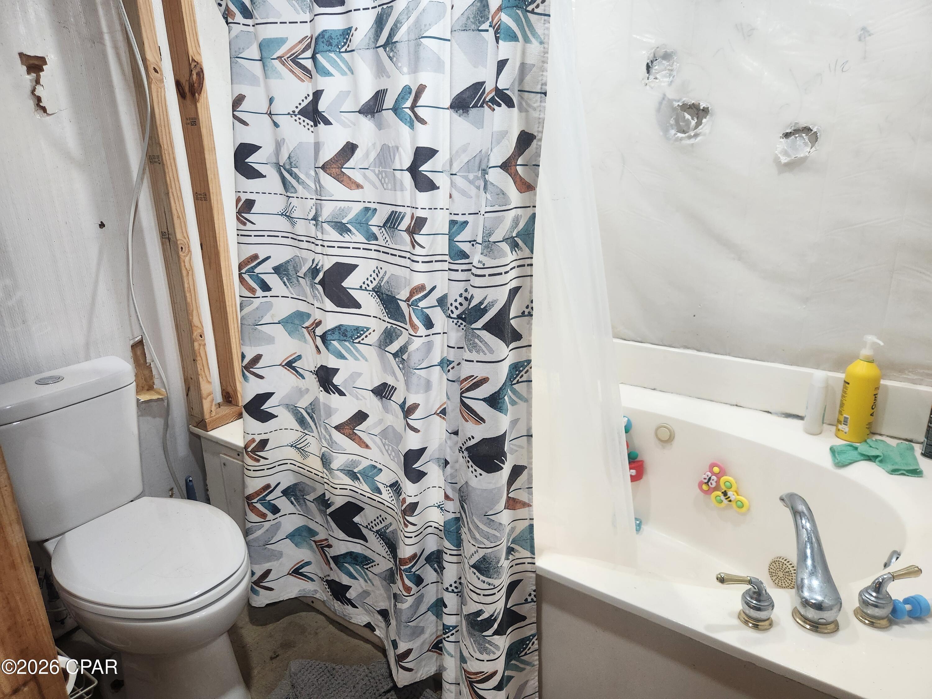 1529 Azo Lane Marianna FL 32448