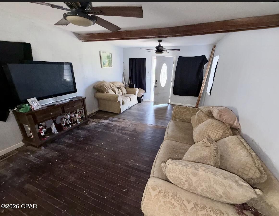 4320 South Street Marianna FL 32448