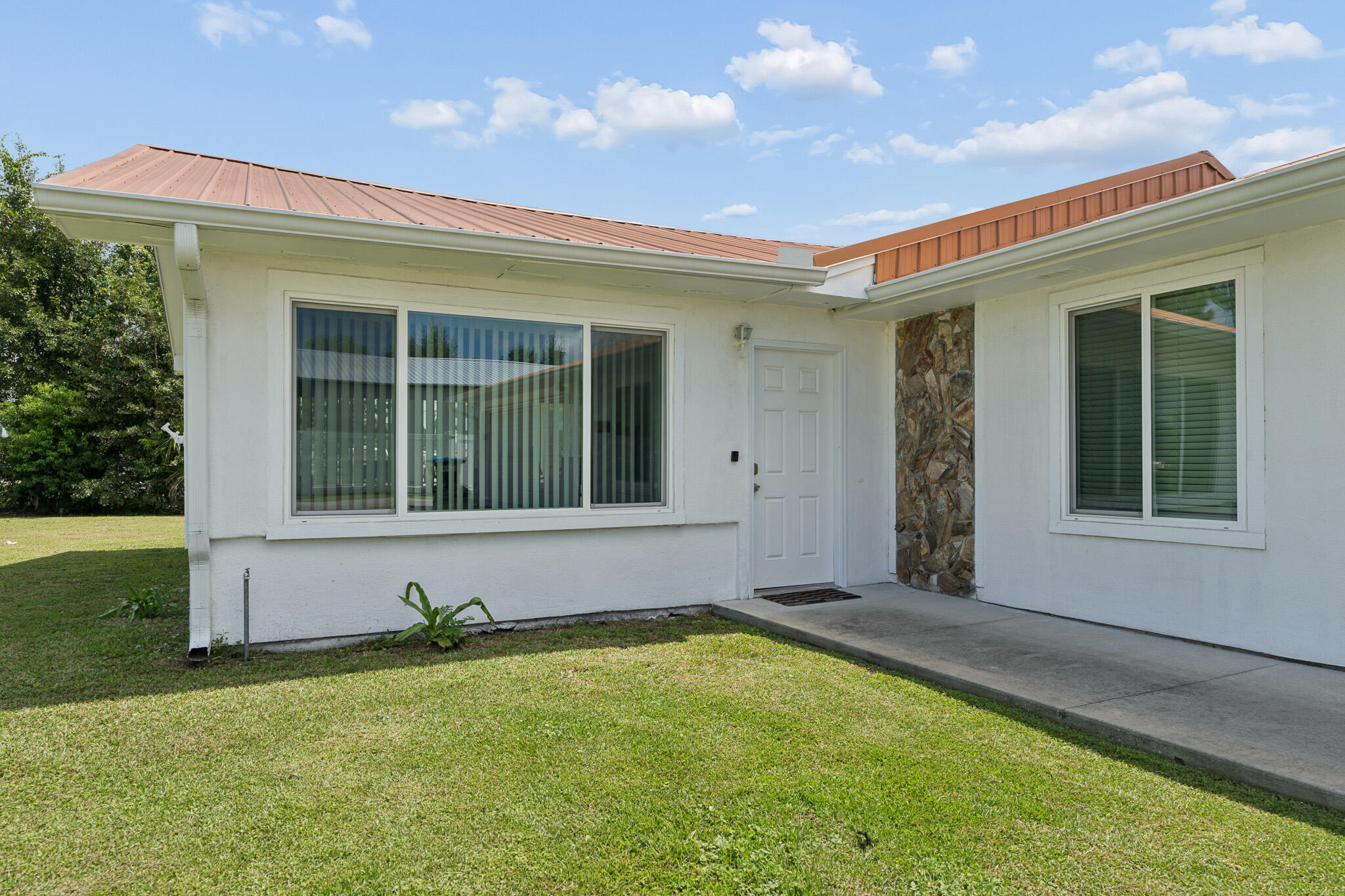 2742 E Highway 390 Panama City FL 32405