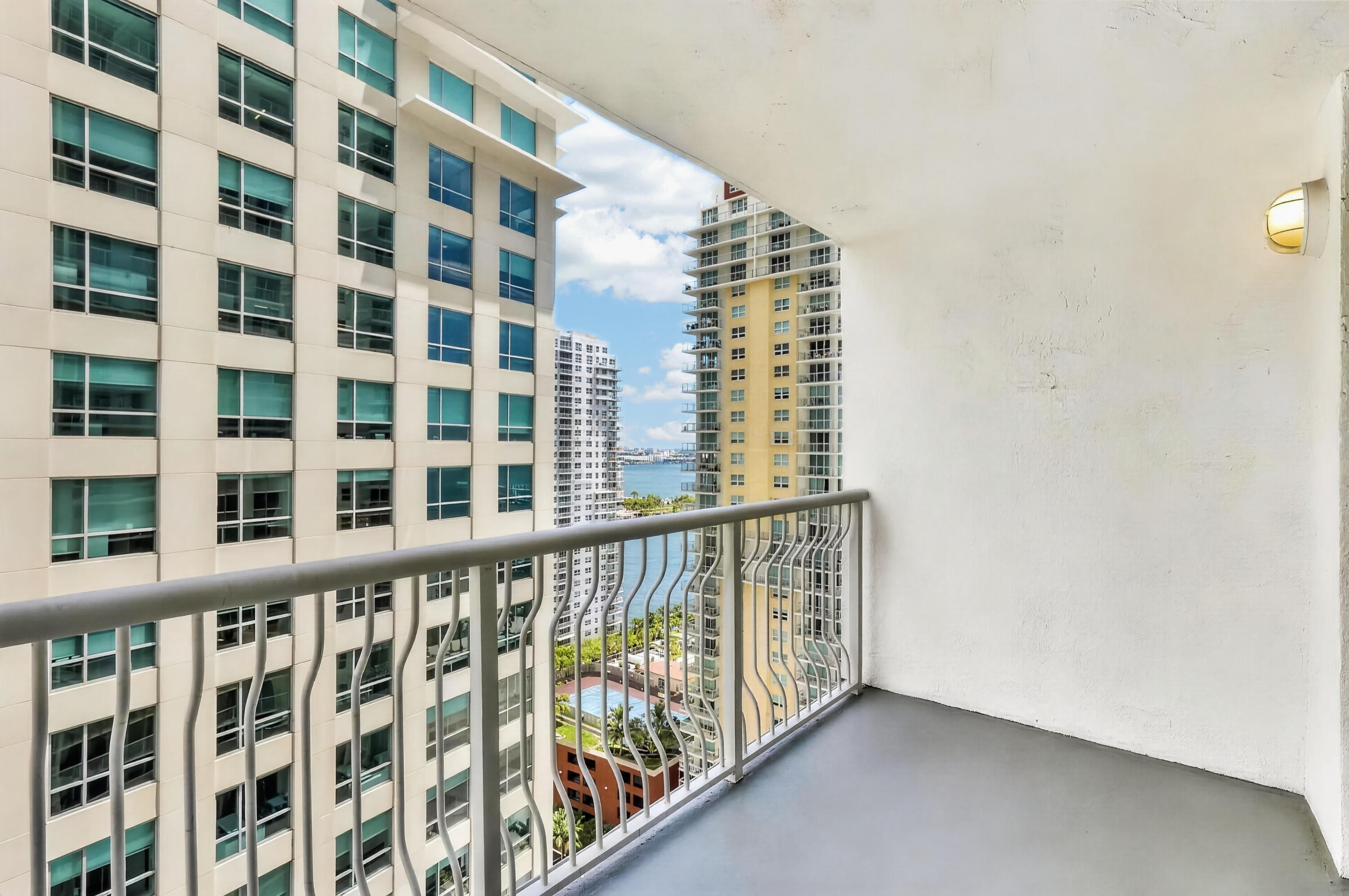 1200 Brickell Bay Drive Other FL N/A