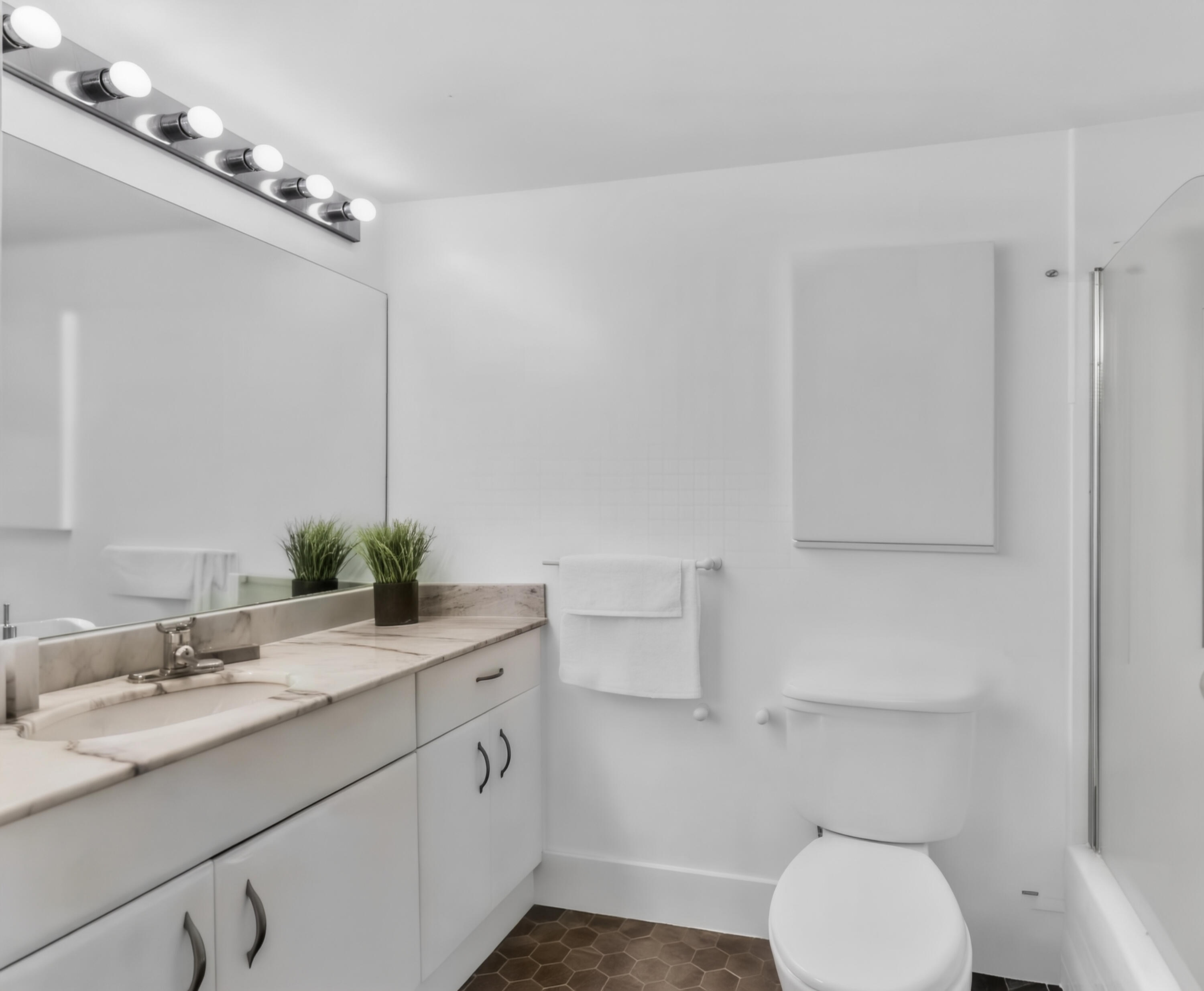 1200 Brickell Bay Drive Other FL N/A