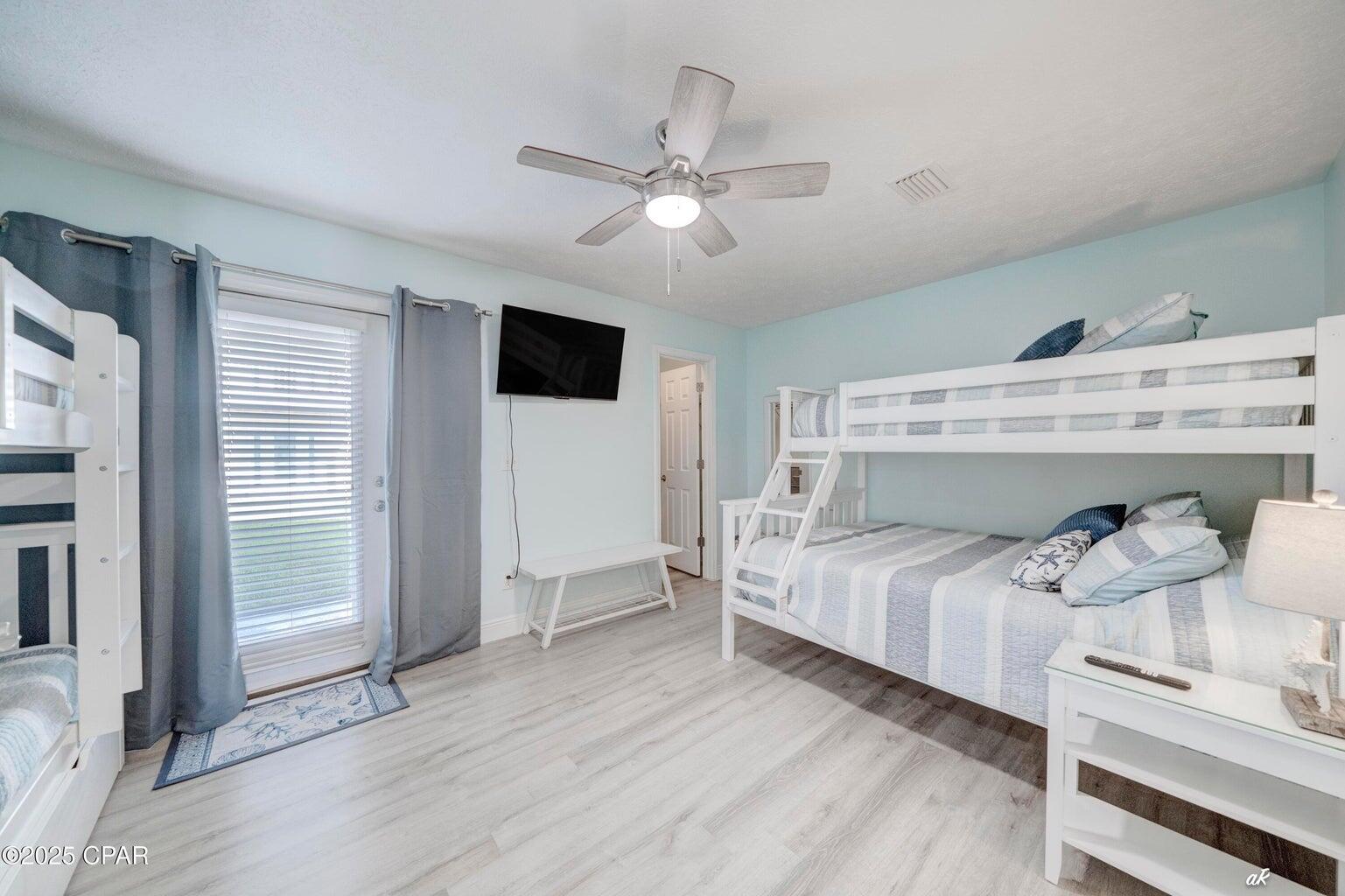 6724 Thomas Drive Panama City Beach FL 32408