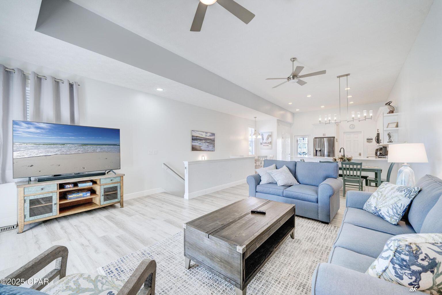 6724 Thomas Drive Panama City Beach FL 32408