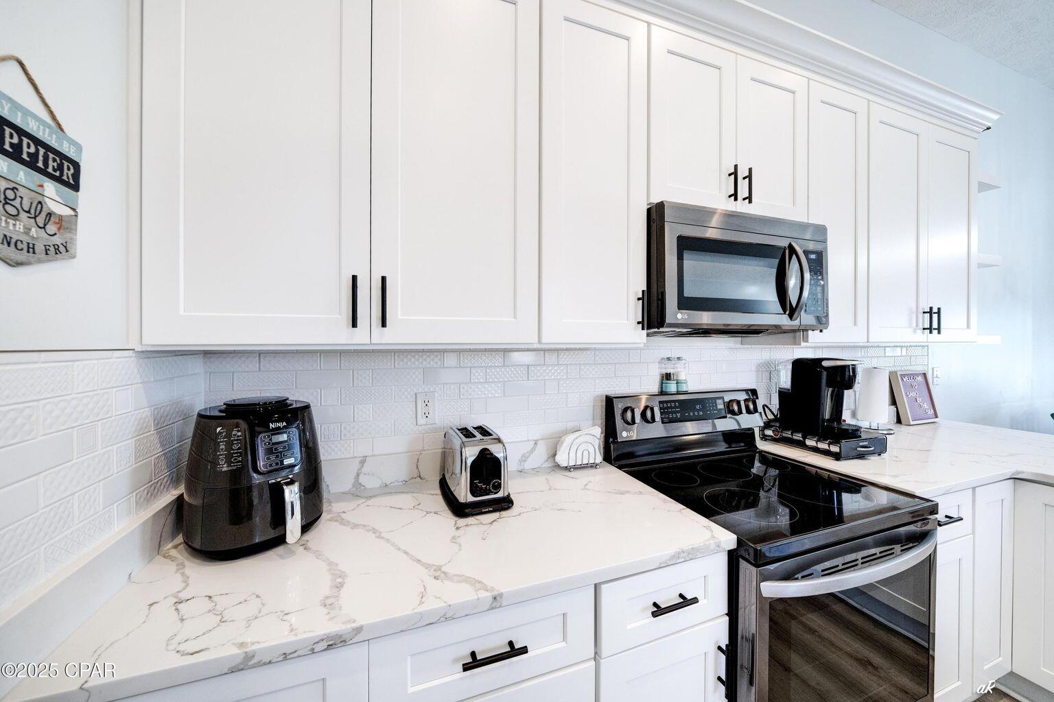 6724 Thomas Drive Panama City Beach FL 32408