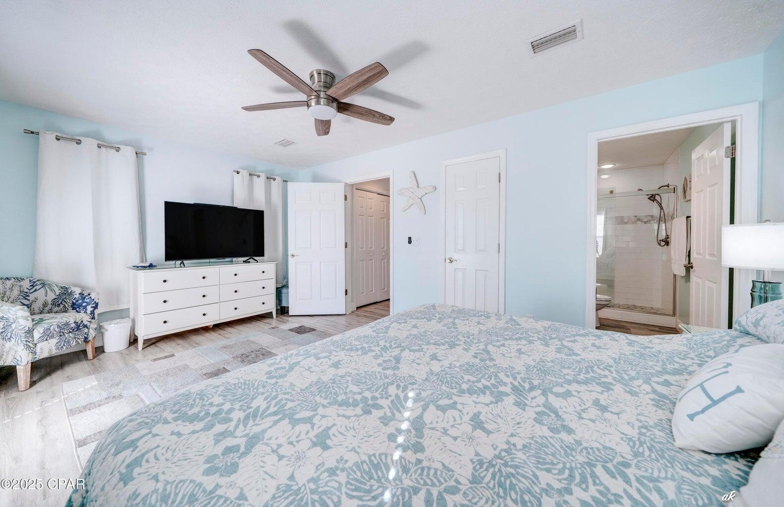 6724 Thomas Drive Panama City Beach FL 32408
