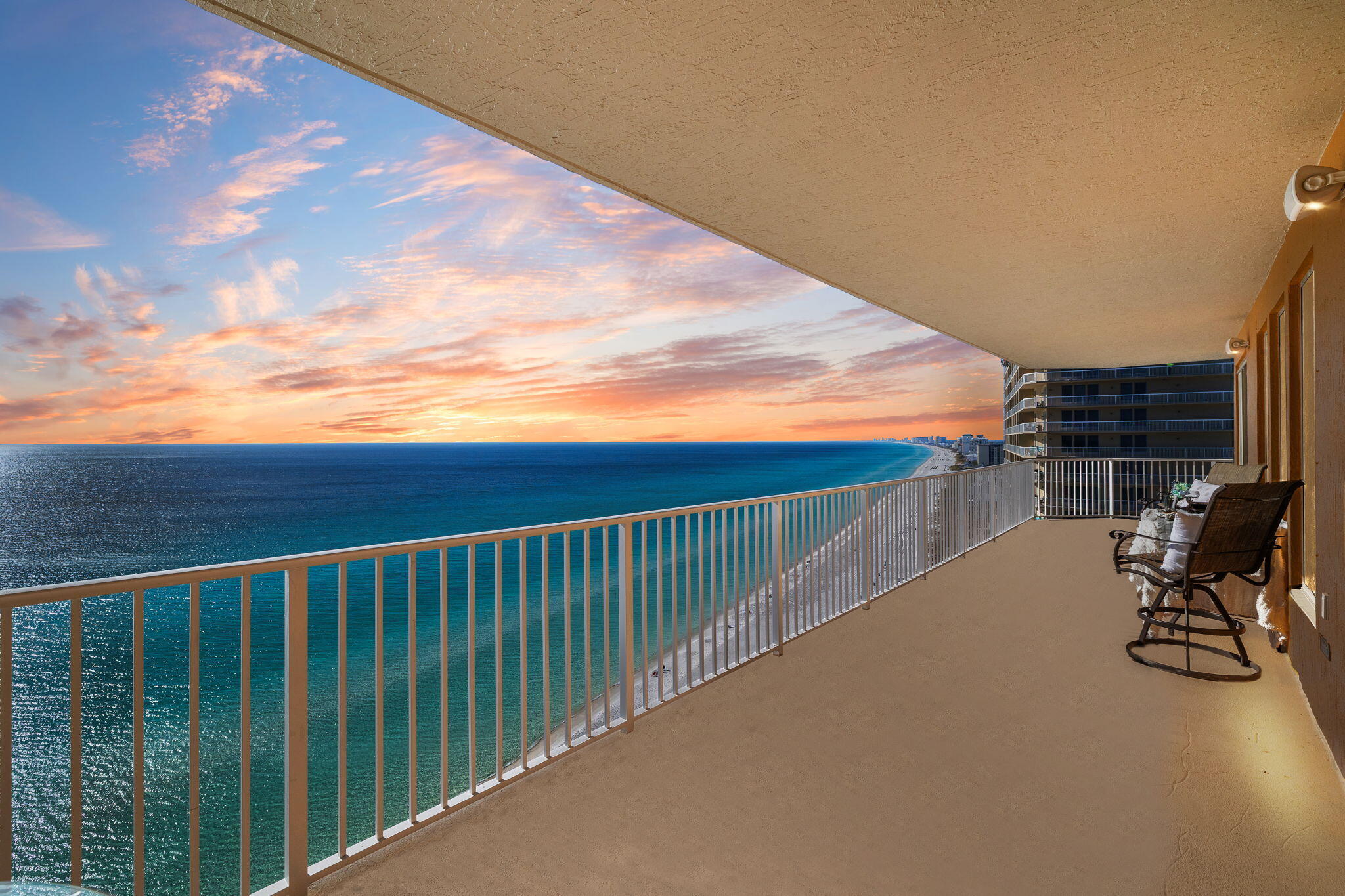 5004 Thomas Drive Panama City Beach FL 32408