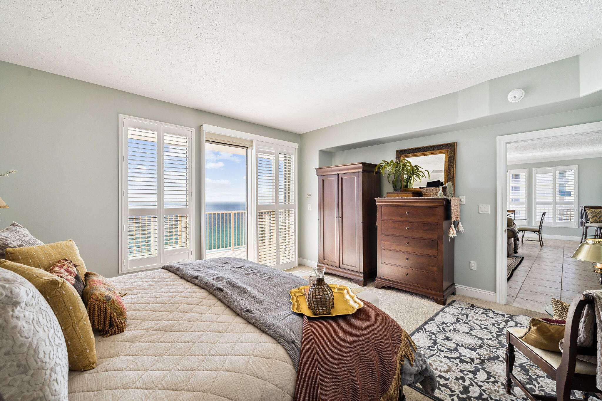 5004 Thomas Drive Panama City Beach FL 32408