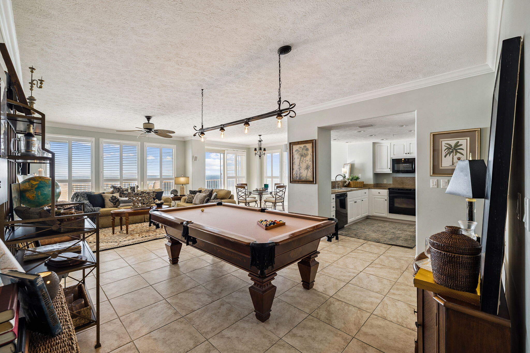 5004 Thomas Drive Panama City Beach FL 32408