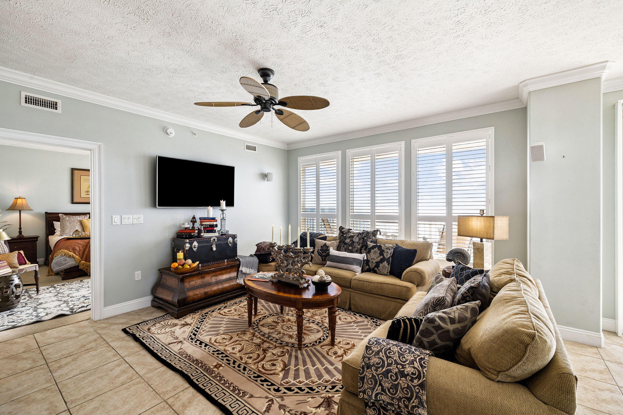 5004 Thomas Drive Panama City Beach FL 32408
