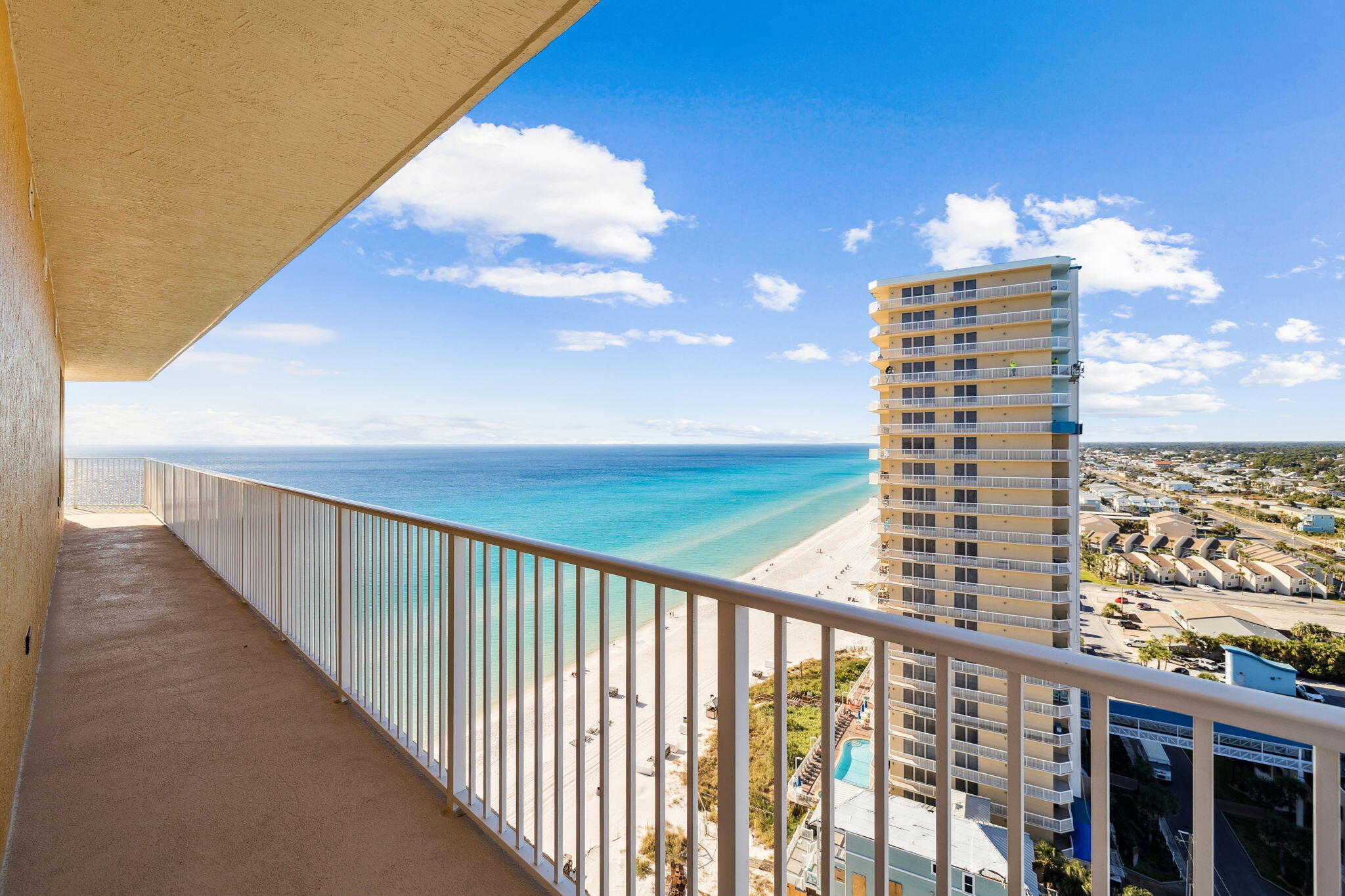 5004 Thomas Drive Panama City Beach FL 32408