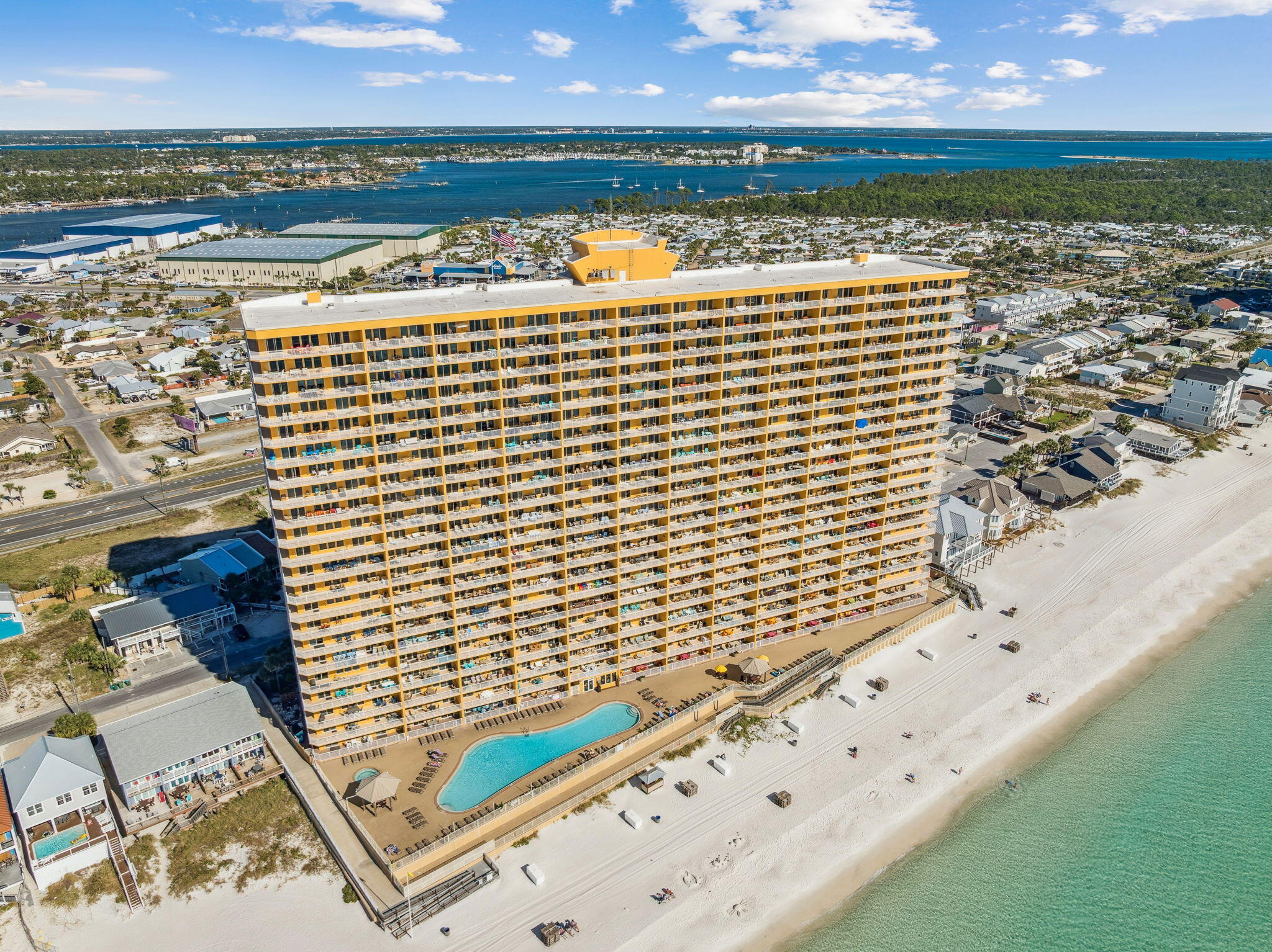 5004 Thomas Drive Panama City Beach FL 32408
