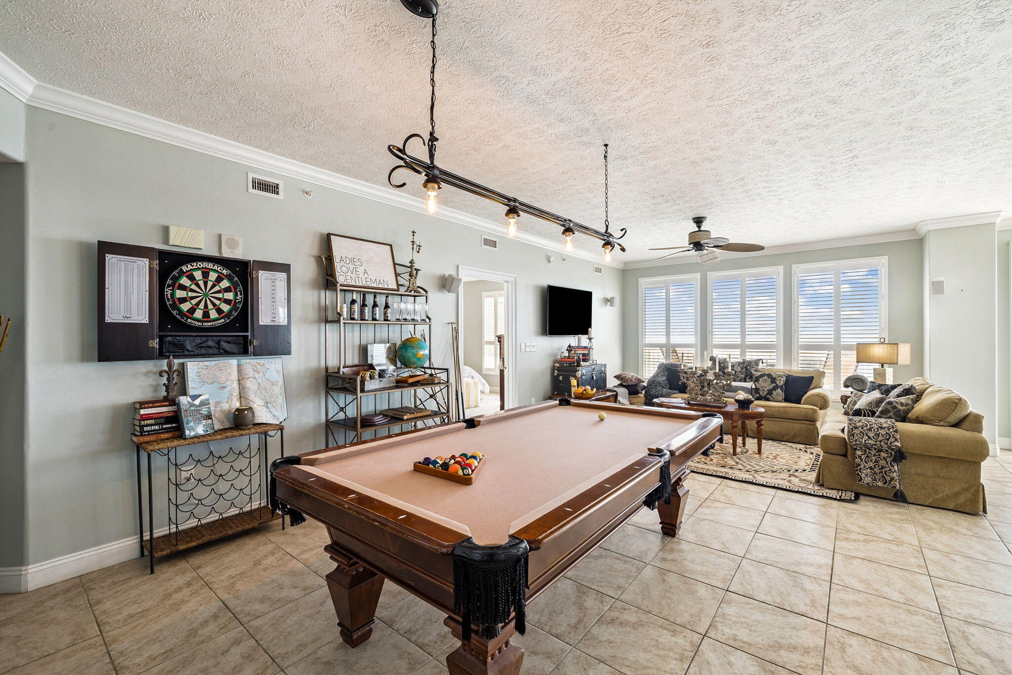 5004 Thomas Drive Panama City Beach FL 32408