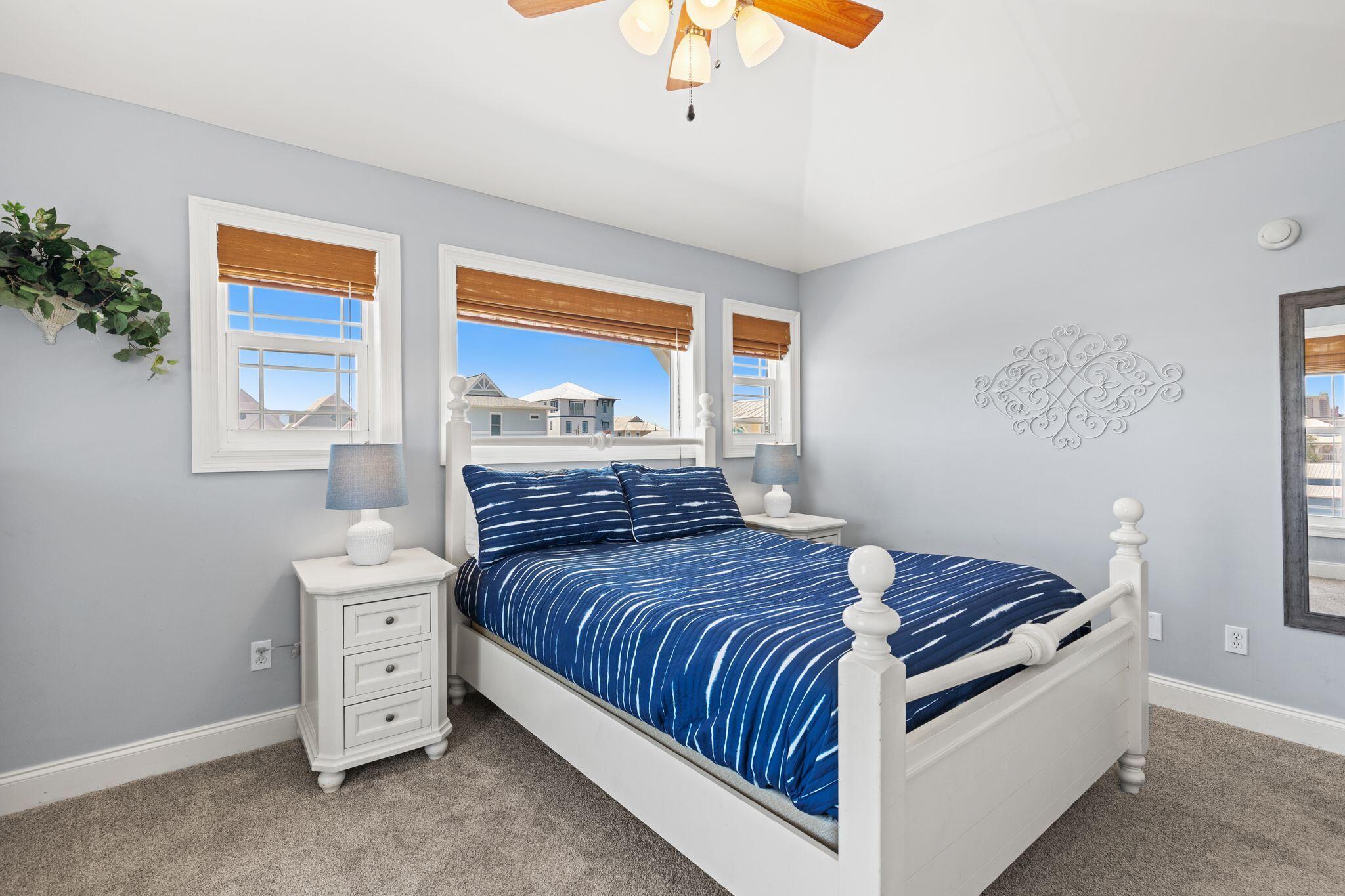 8319 Thomas Drive Panama City Beach FL 32408