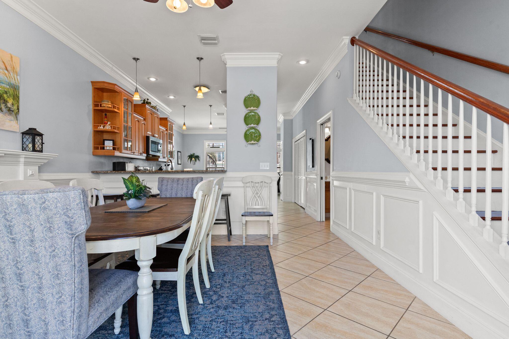 8319 Thomas Drive Panama City Beach FL 32408