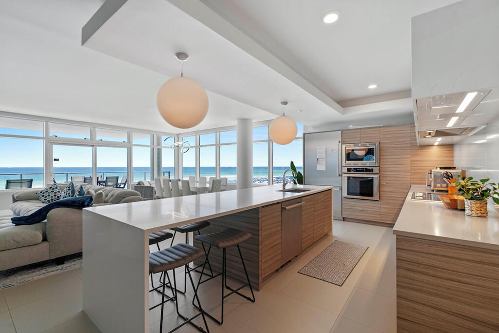 1900 Scenic Highway 98 Destin FL 32541
