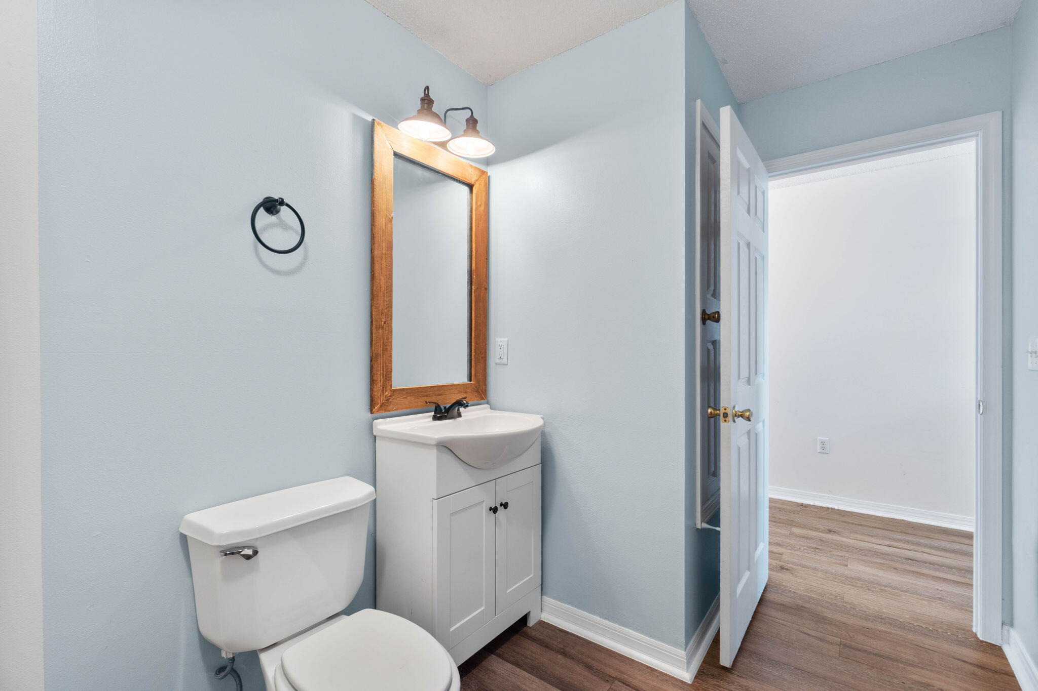 128 Noblat Drive Mary Esther FL 32569