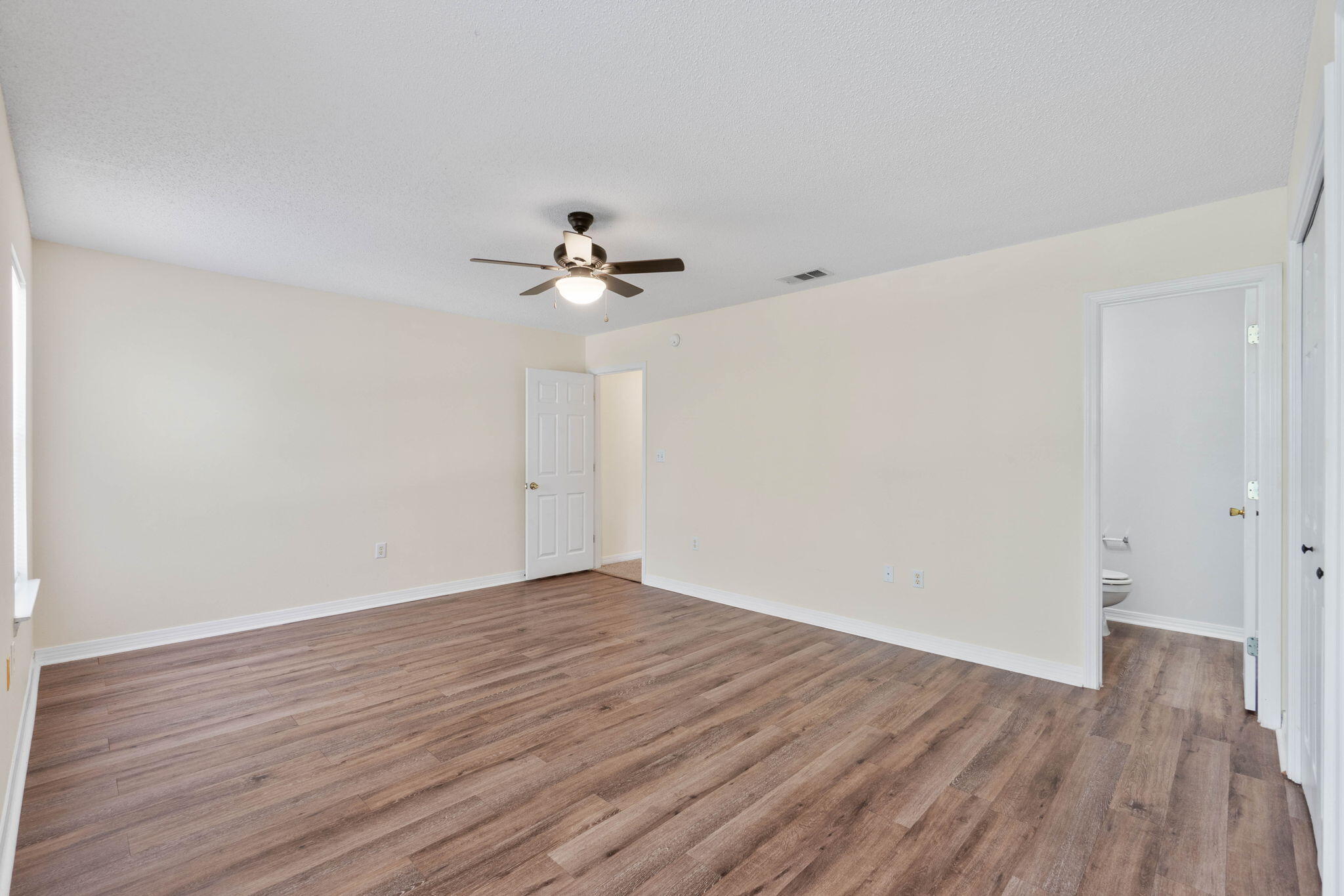128 Noblat Drive Mary Esther FL 32569
