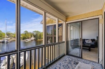 300 Yacht Club Drive Niceville FL 32578