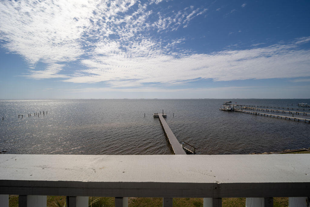 5539 Soundside Drive Gulf Breeze FL 32563