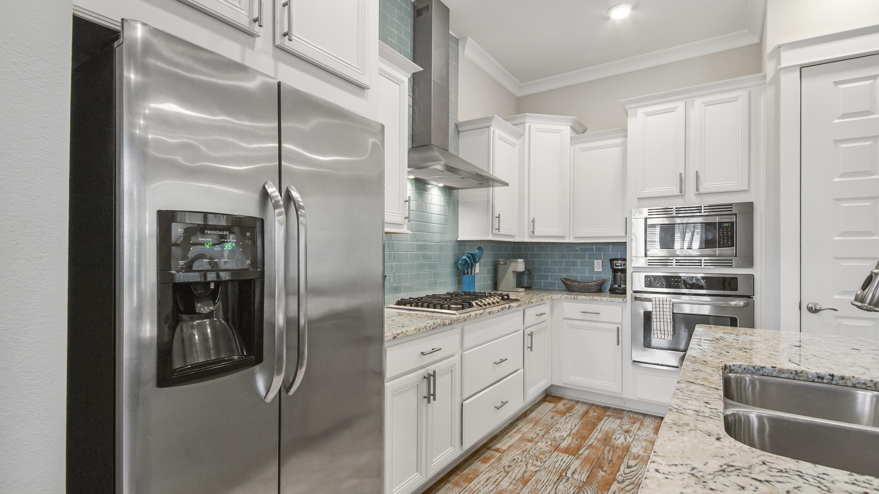 54 W Pine Lands Loop Inlet Beach FL 32461