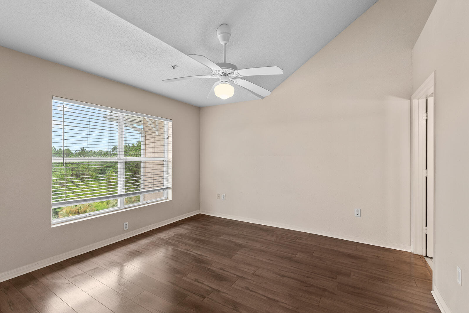4270 Calinda Lane Niceville FL 32578