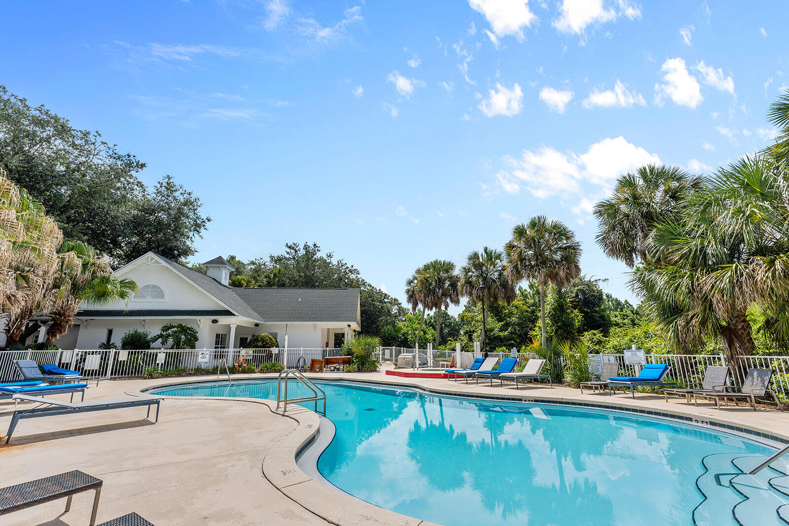 4270 Calinda Lane Niceville FL 32578