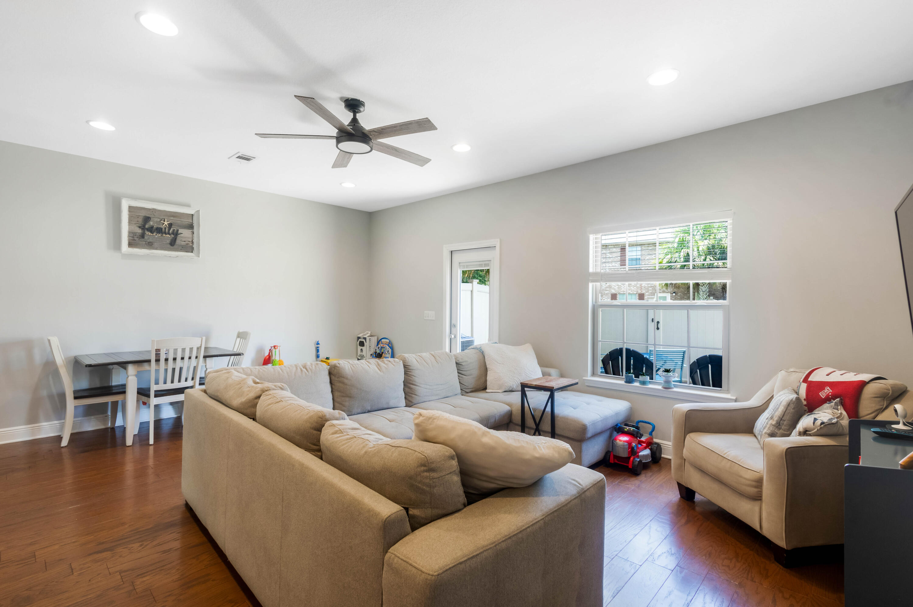 2109 Wilsons Plover Circle Navarre FL 32566