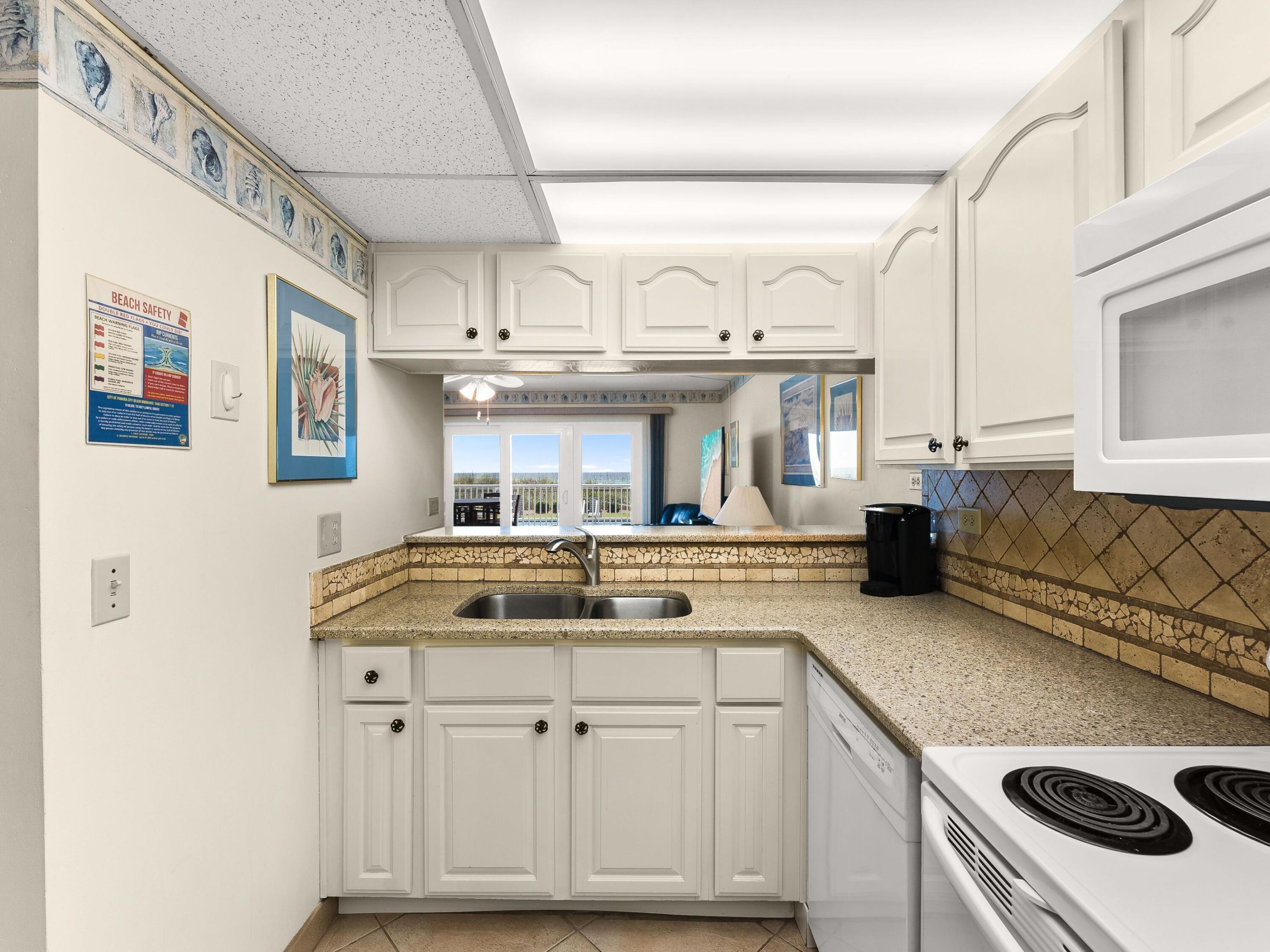 6213 Thomas Drive Panama City Beach FL 32408