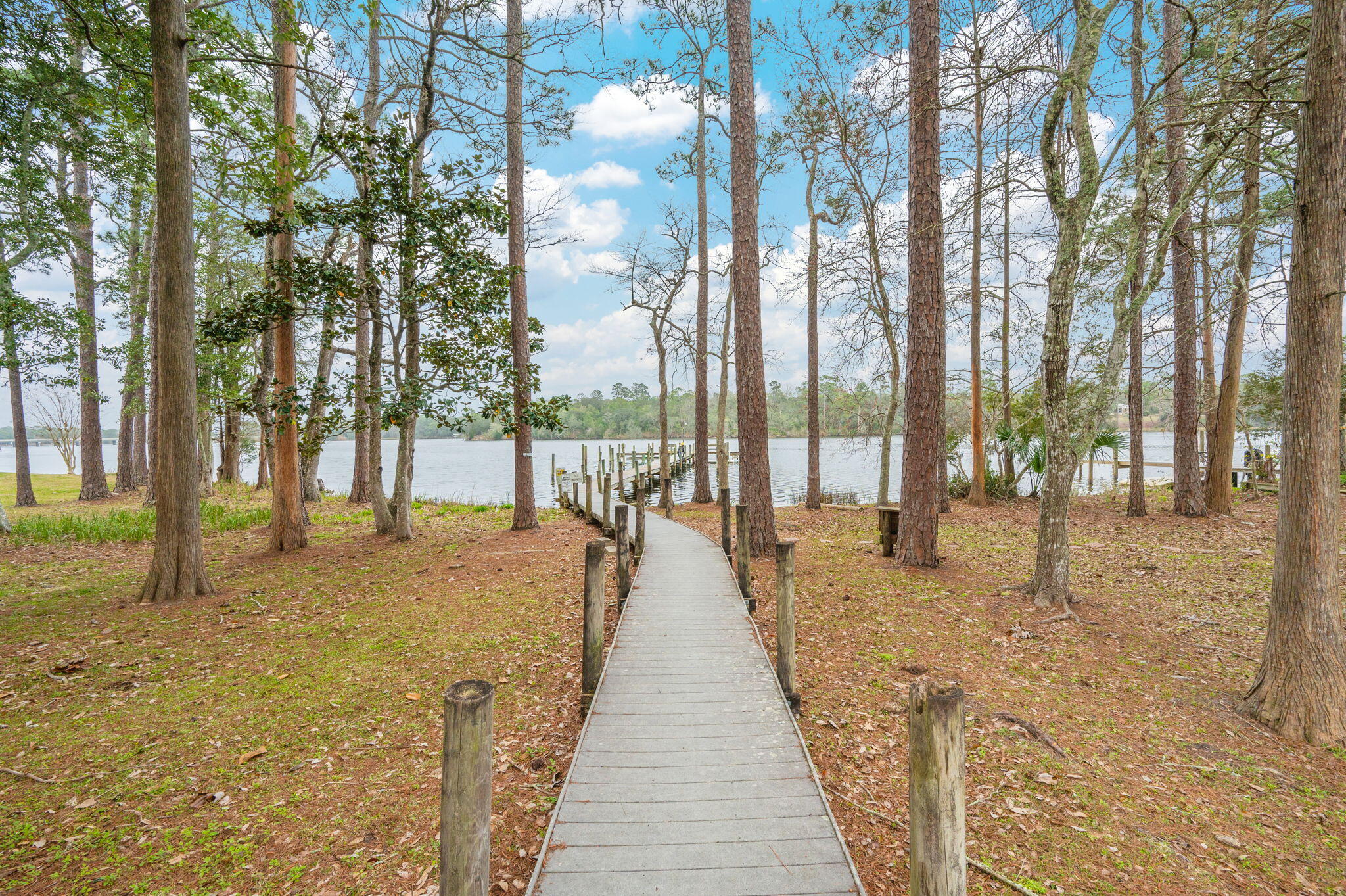 39 Hidden Cove Circle Valparaiso FL 32580