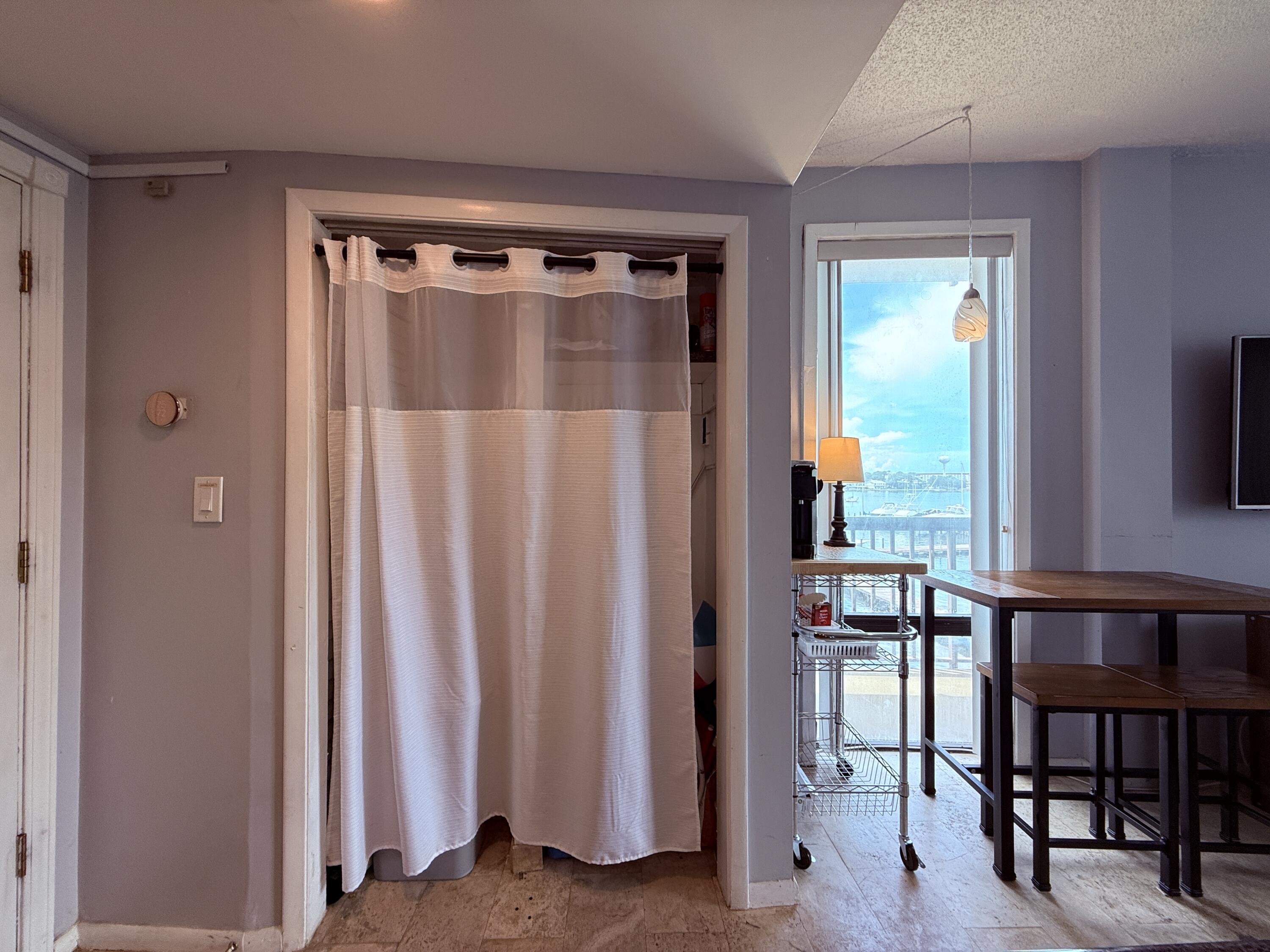 214 SW Miracle Strip Parkway Fort Walton Beach FL 32548