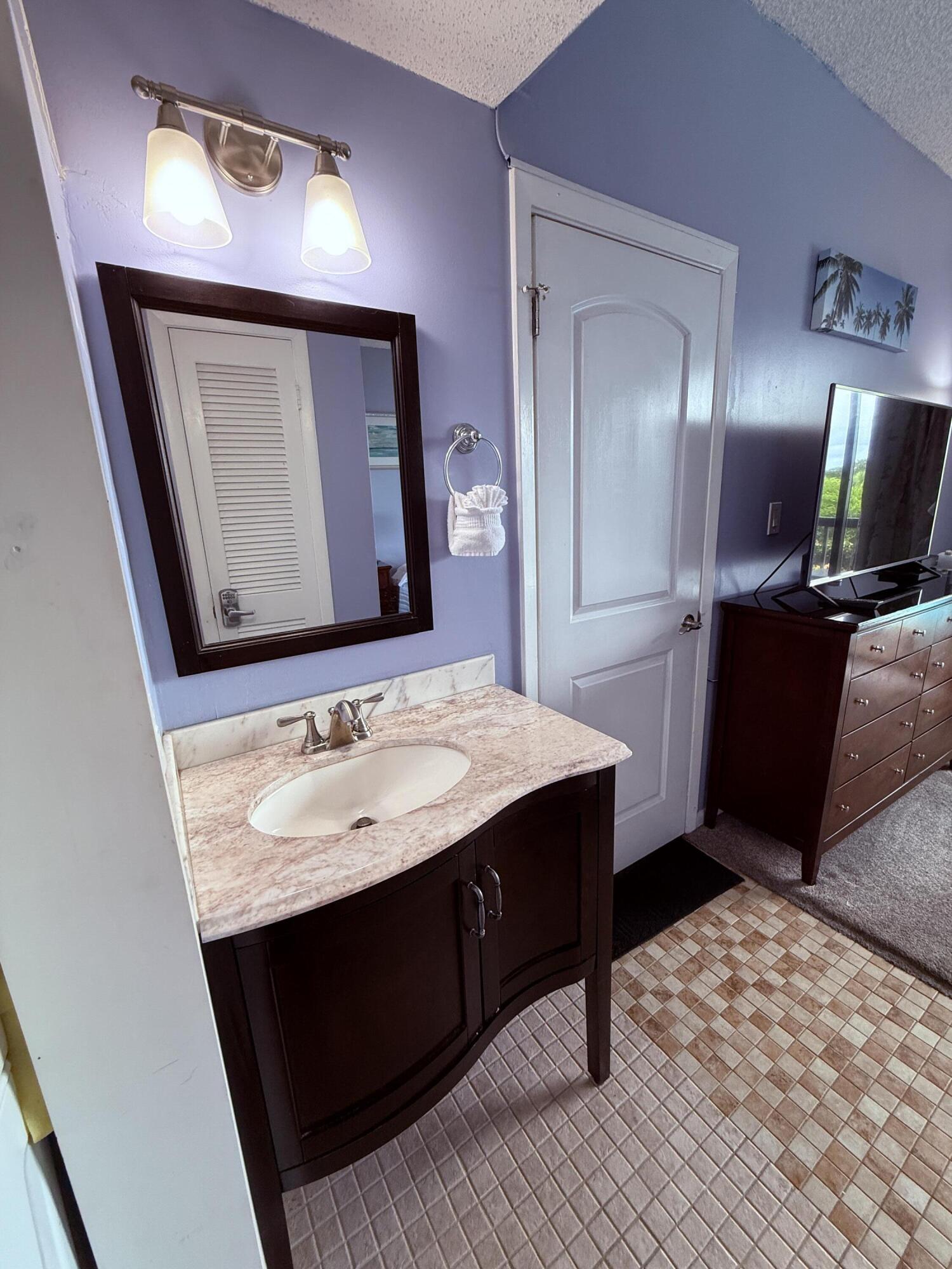 214 SW Miracle Strip Parkway Fort Walton Beach FL 32548