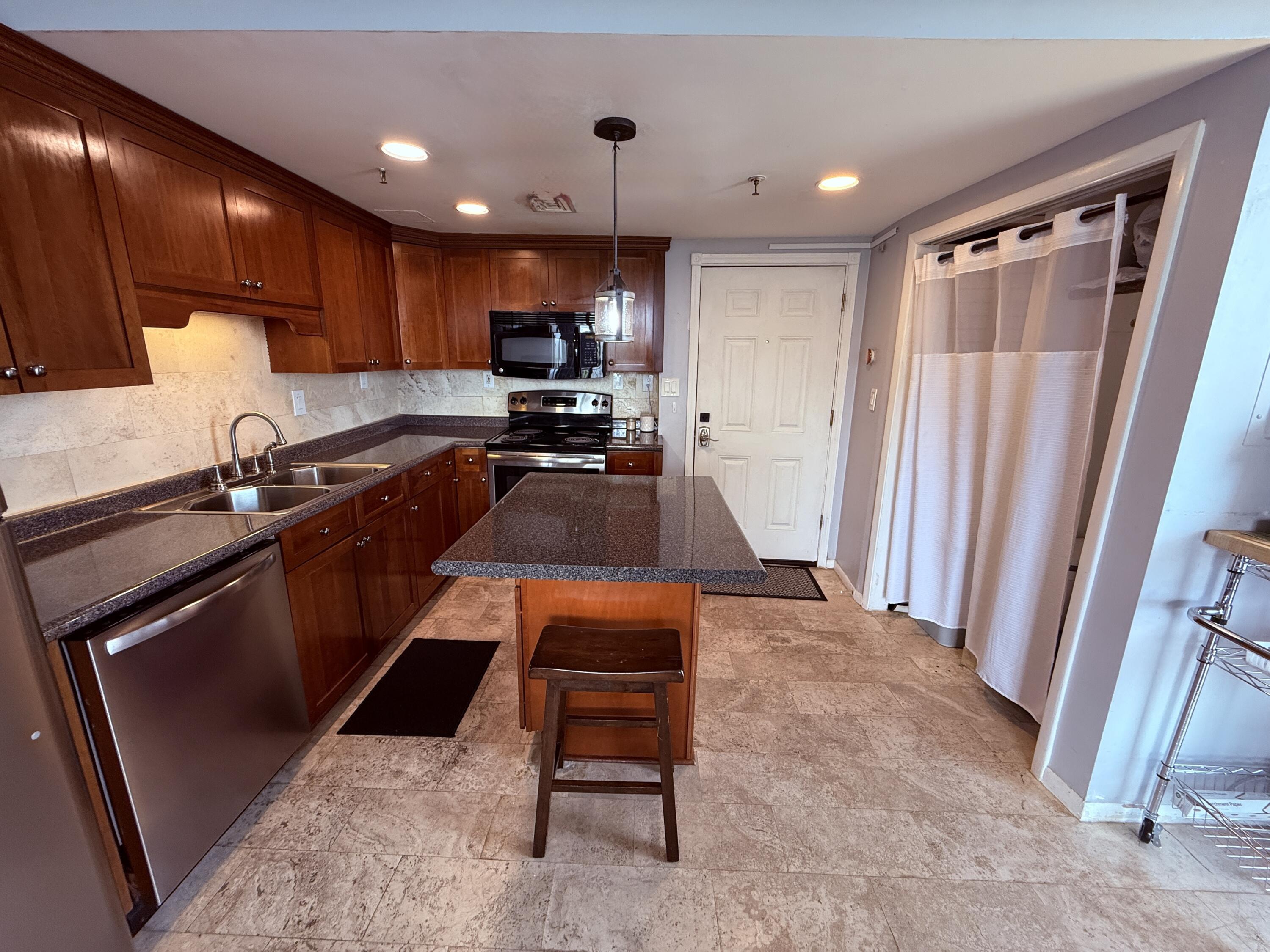 214 SW Miracle Strip Parkway Fort Walton Beach FL 32548